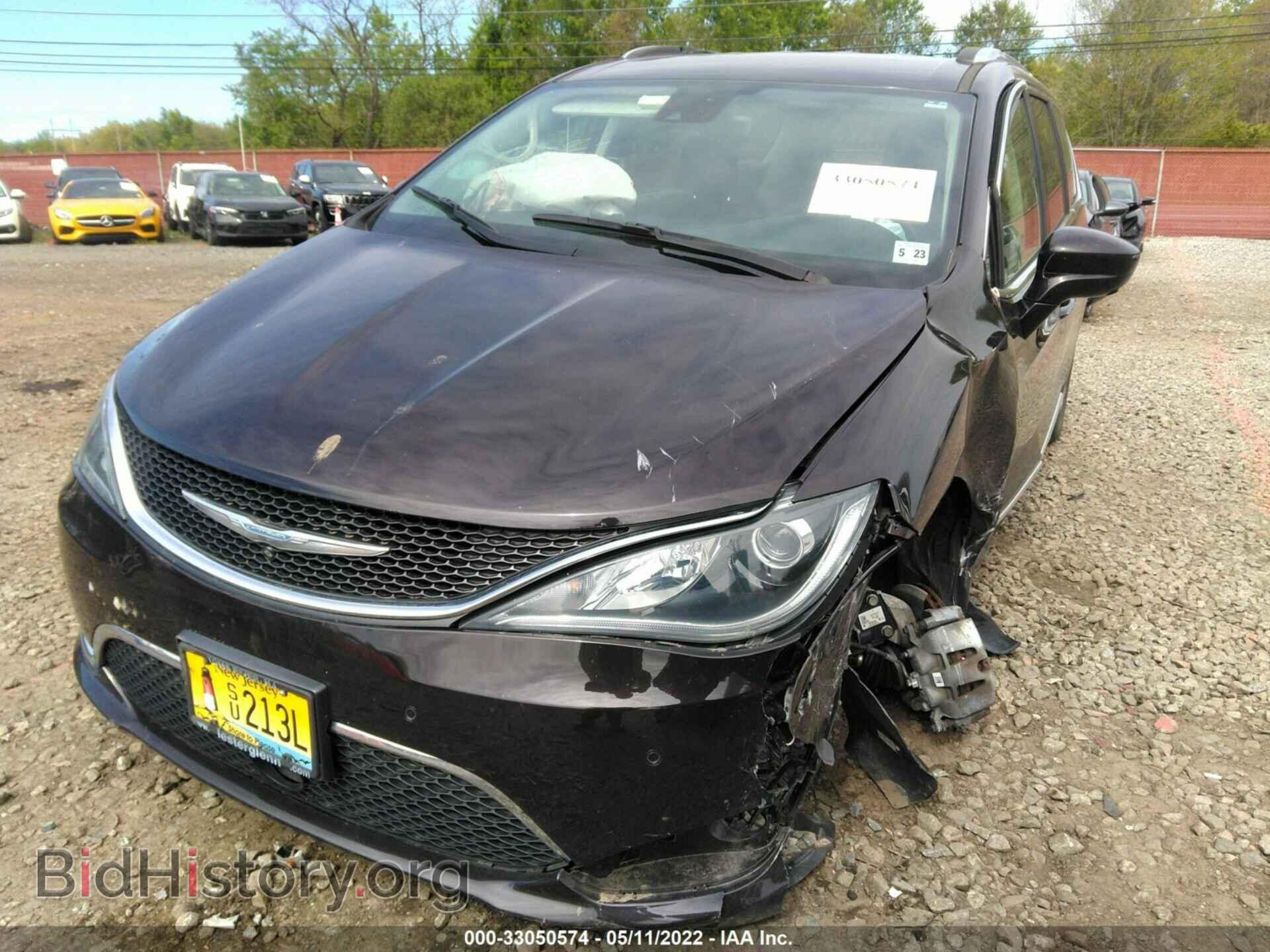 2018 CHRYSLER PACIFICA - VIN: 2C4RC1EG1JR121332 - Photo 2