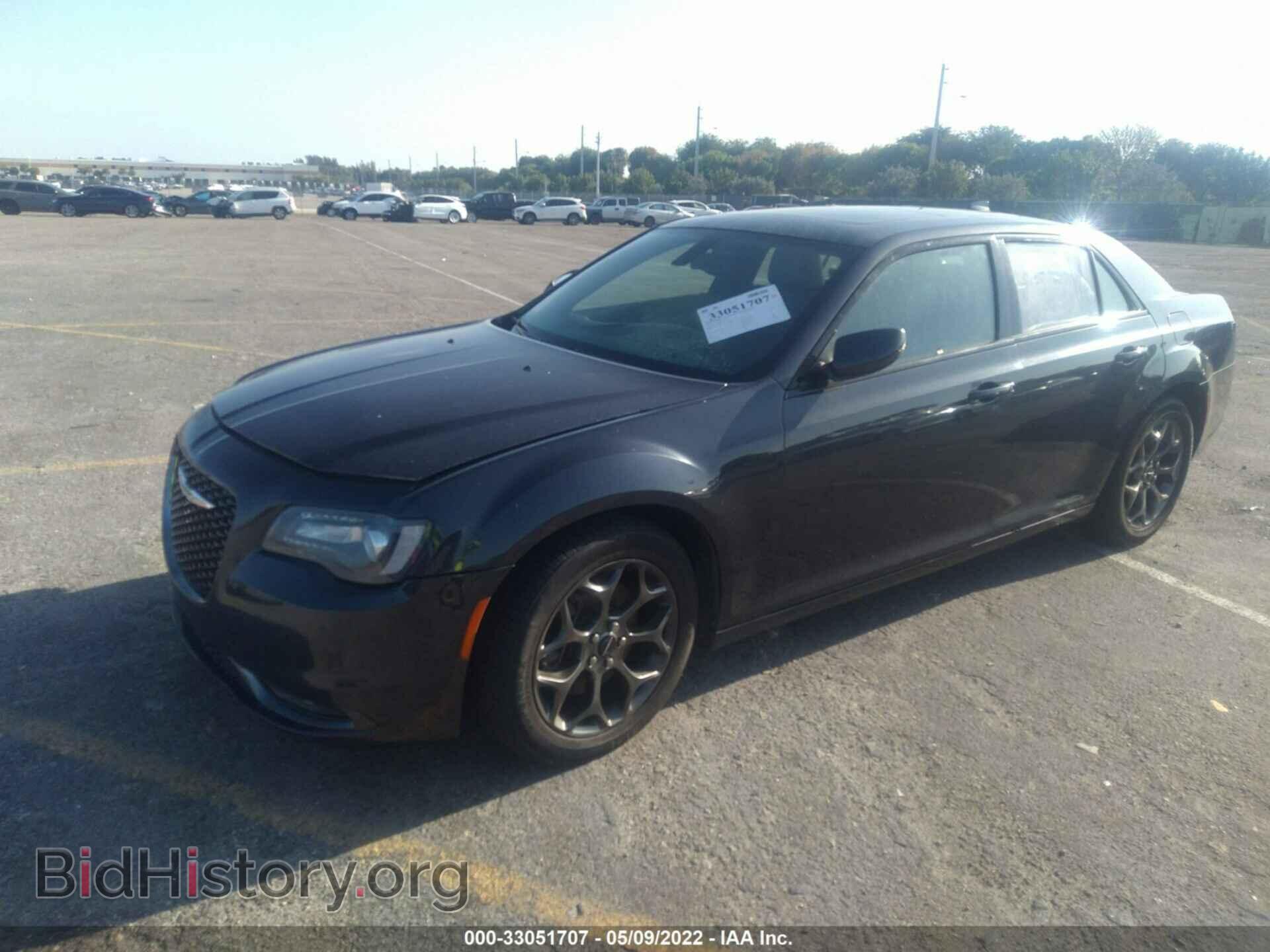 2017 CHRYSLER 300 - VIN: 2C3CCAGGXHH603885 - Фото 2