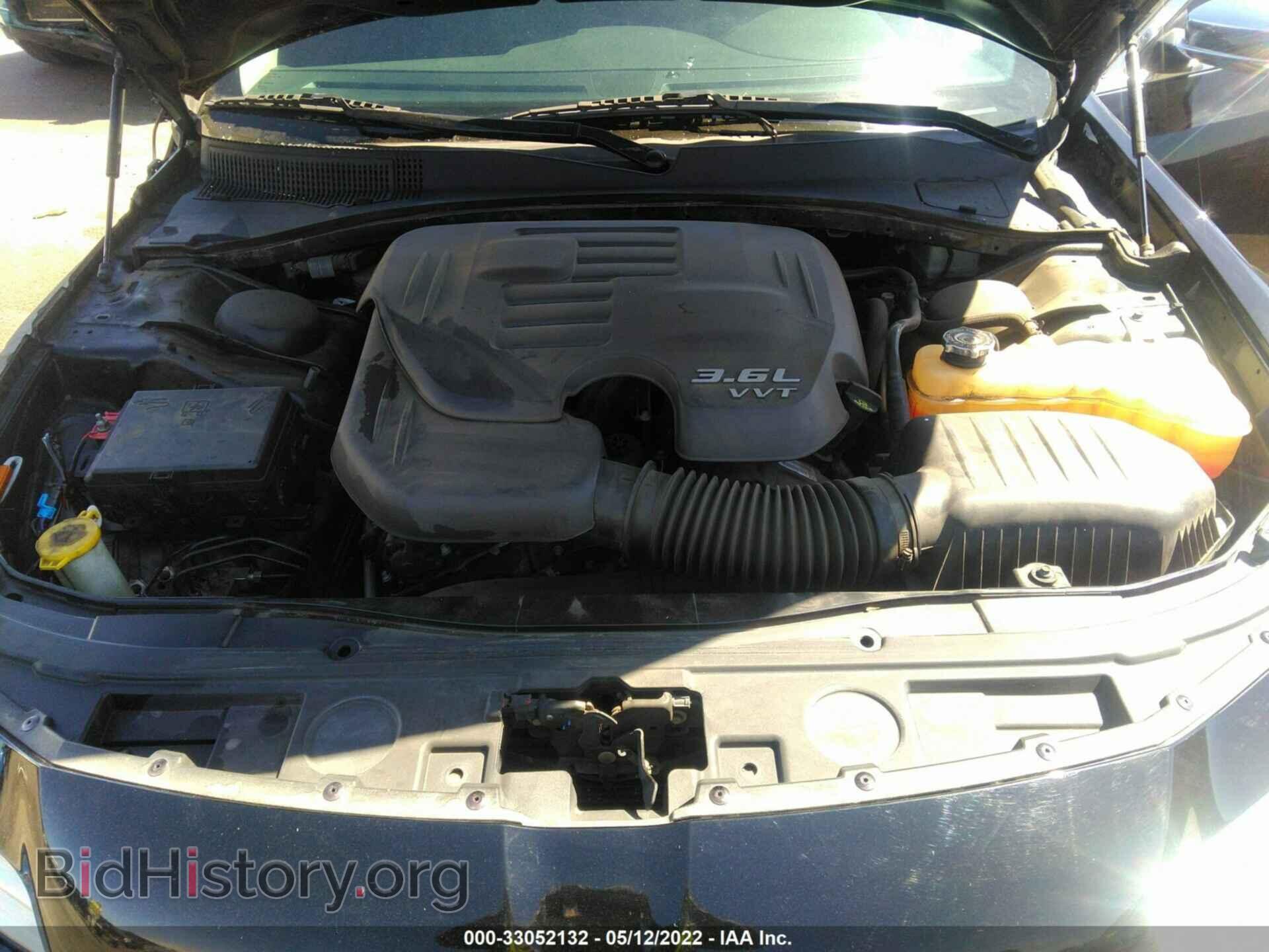 2016 CHRYSLER 300 - VIN: 2C3CCAEGXGH269052 - Фото 10