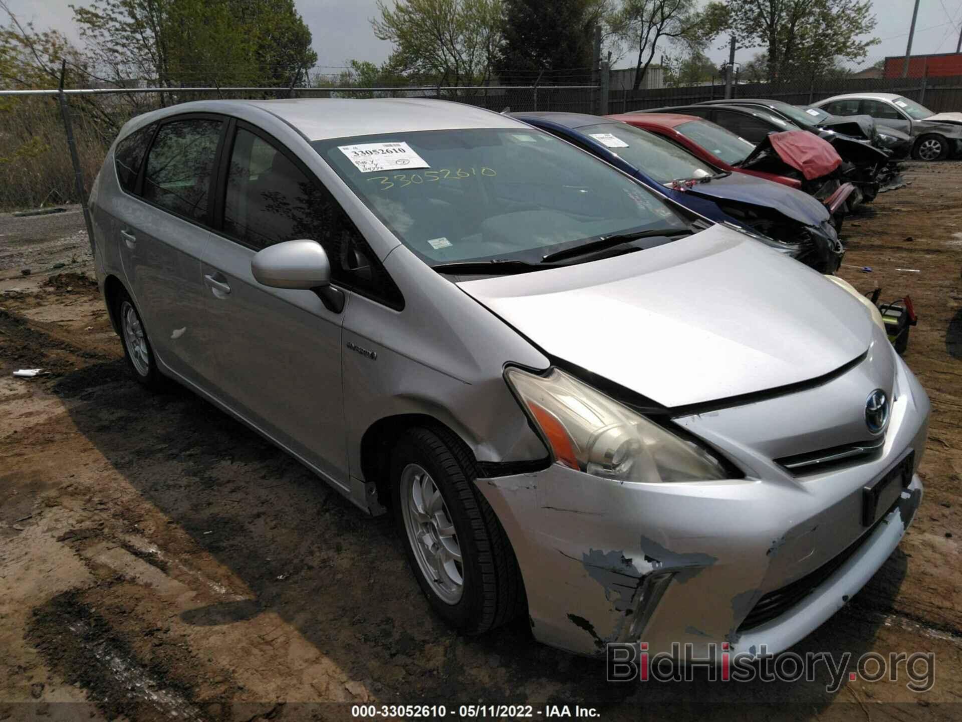 Фотография JTDZN3EU4C3067676 - TOYOTA PRIUS V 2012