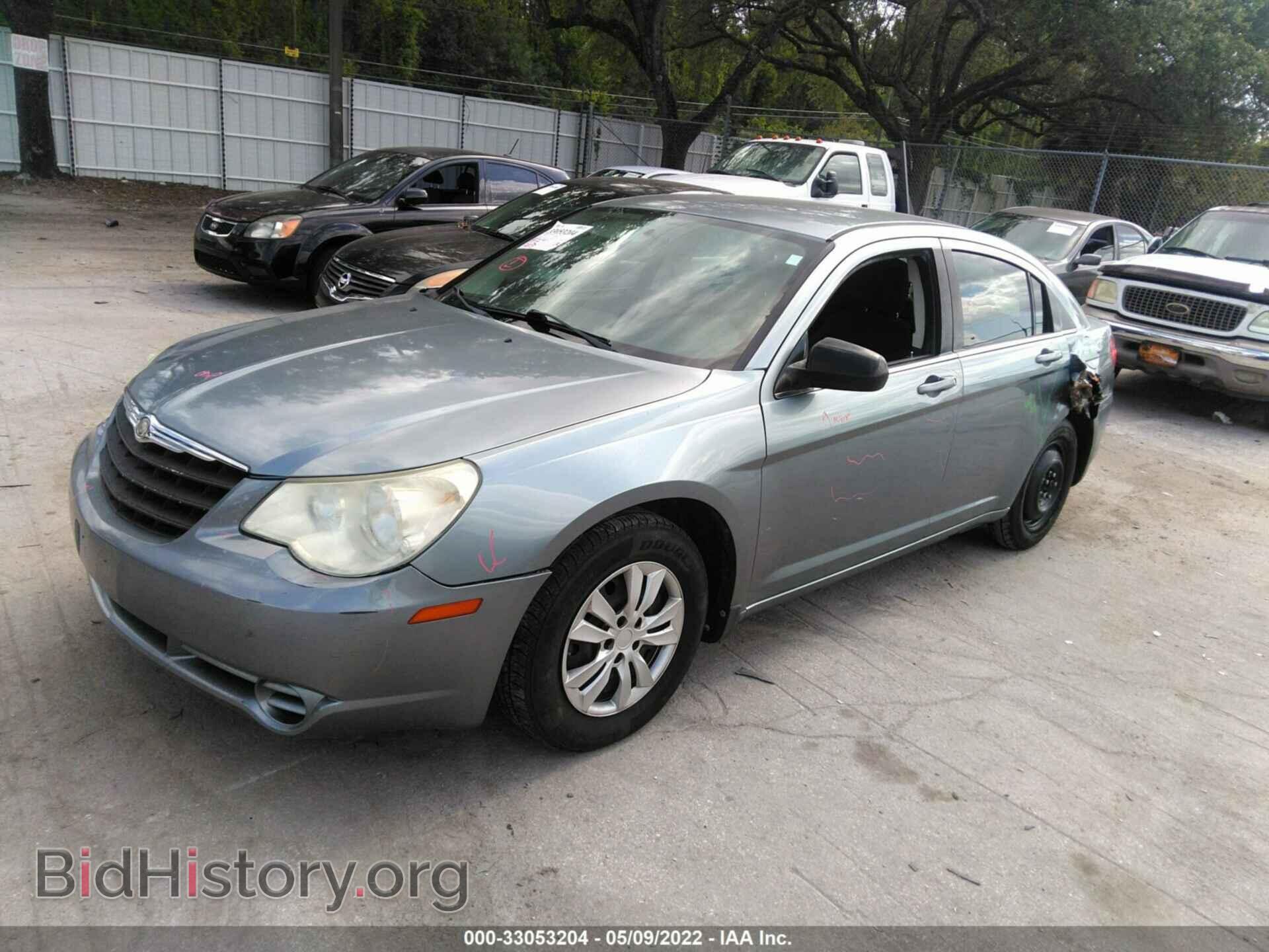 2010 CHRYSLER SEBRING - VIN: 1C3CC4FB2AN137986 - Фото 2