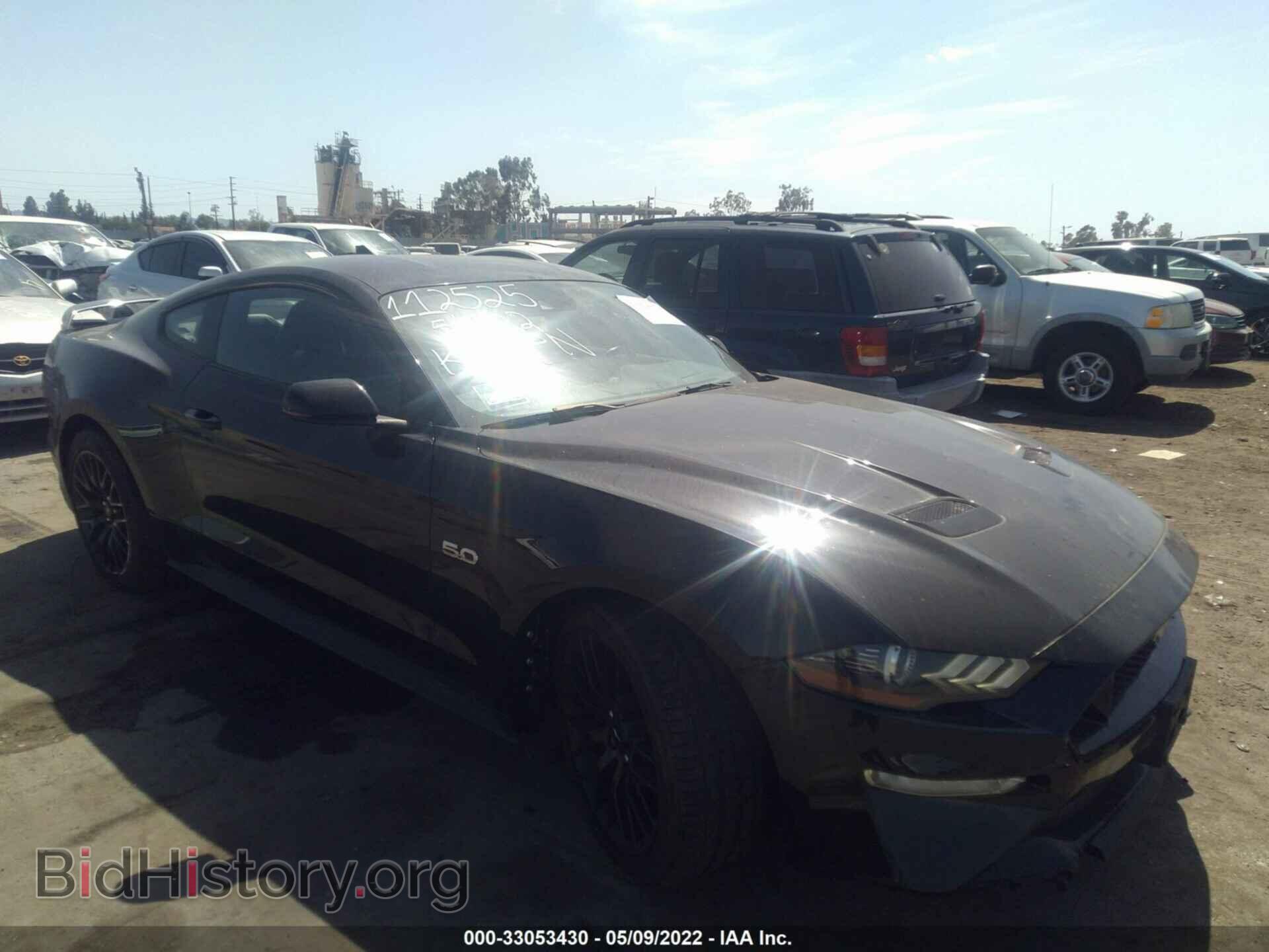Photo 1FA6P8CF9M5112525 - FORD MUSTANG 2021