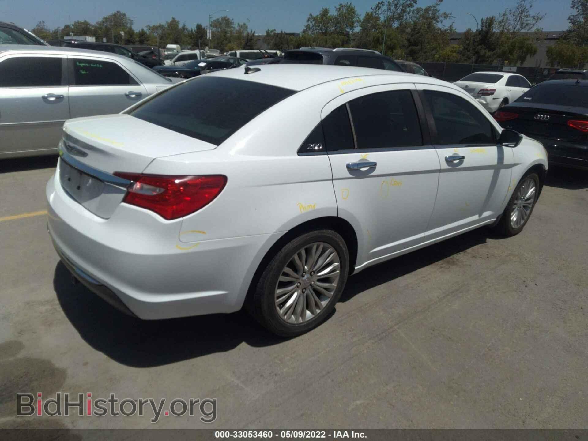 2011 CHRYSLER 200 - VIN: 1C3BC2FG7BN581622 - Фото 4