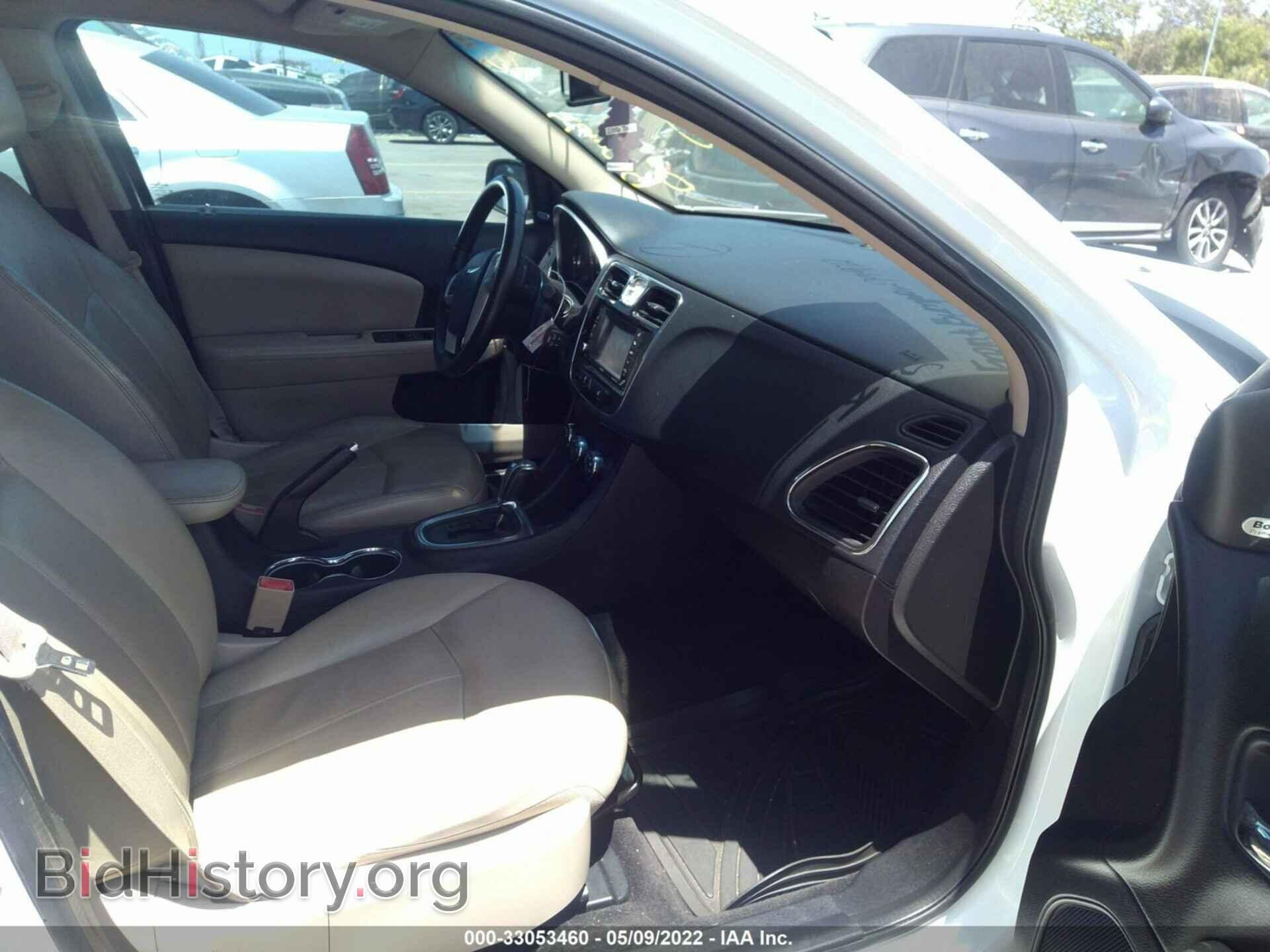 2011 CHRYSLER 200 - VIN: 1C3BC2FG7BN581622 - Фото 5