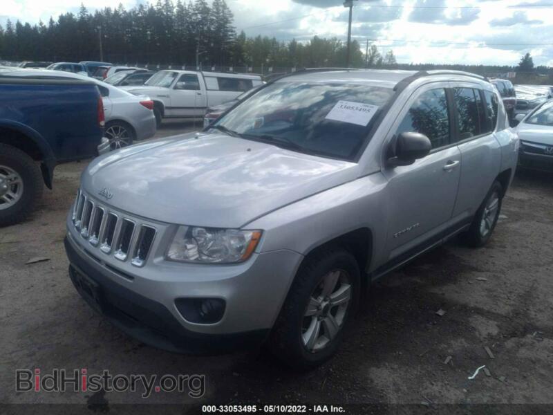 2012 Jeep COMPASS (VIN 1C4NJDBB7CD608832) — photo 2 of 11