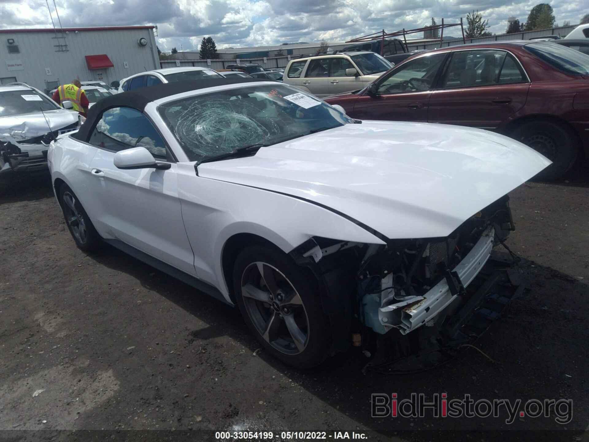 Photo 1FATP8EM0F5382910 - FORD MUSTANG 2015