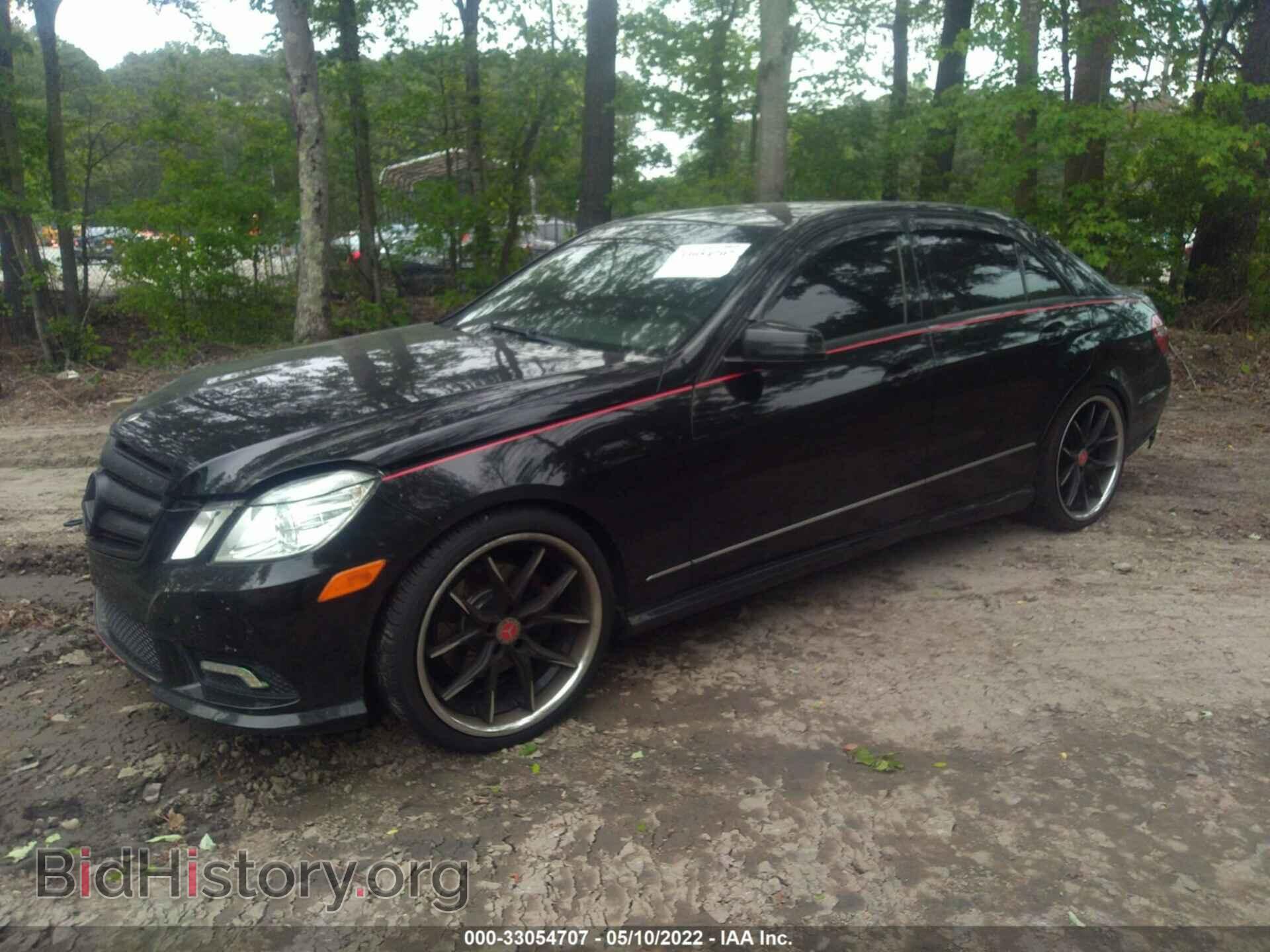 2011 MERCEDES-BENZ E-CLASS - VIN: WDDHF8HB7BA341582 - Фото 2