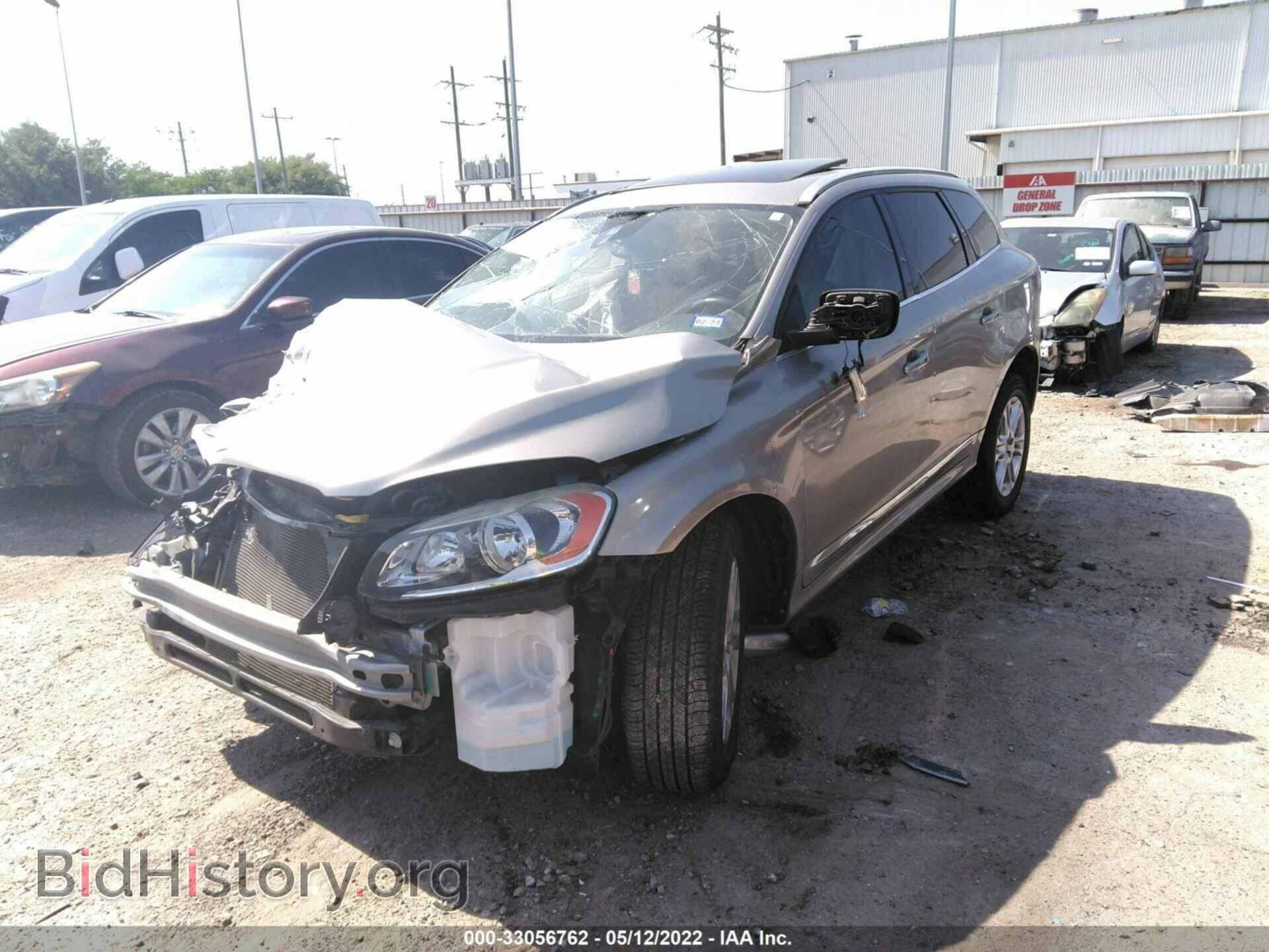 2014 VOLVO XC60 - VIN: YV4952DL8E2512980 - Фото 2