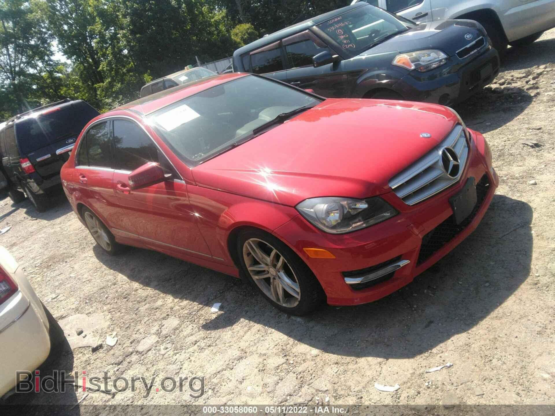 Фотография WDDGF8BB3CA643716 - MERCEDES-BENZ C-CLASS 2012