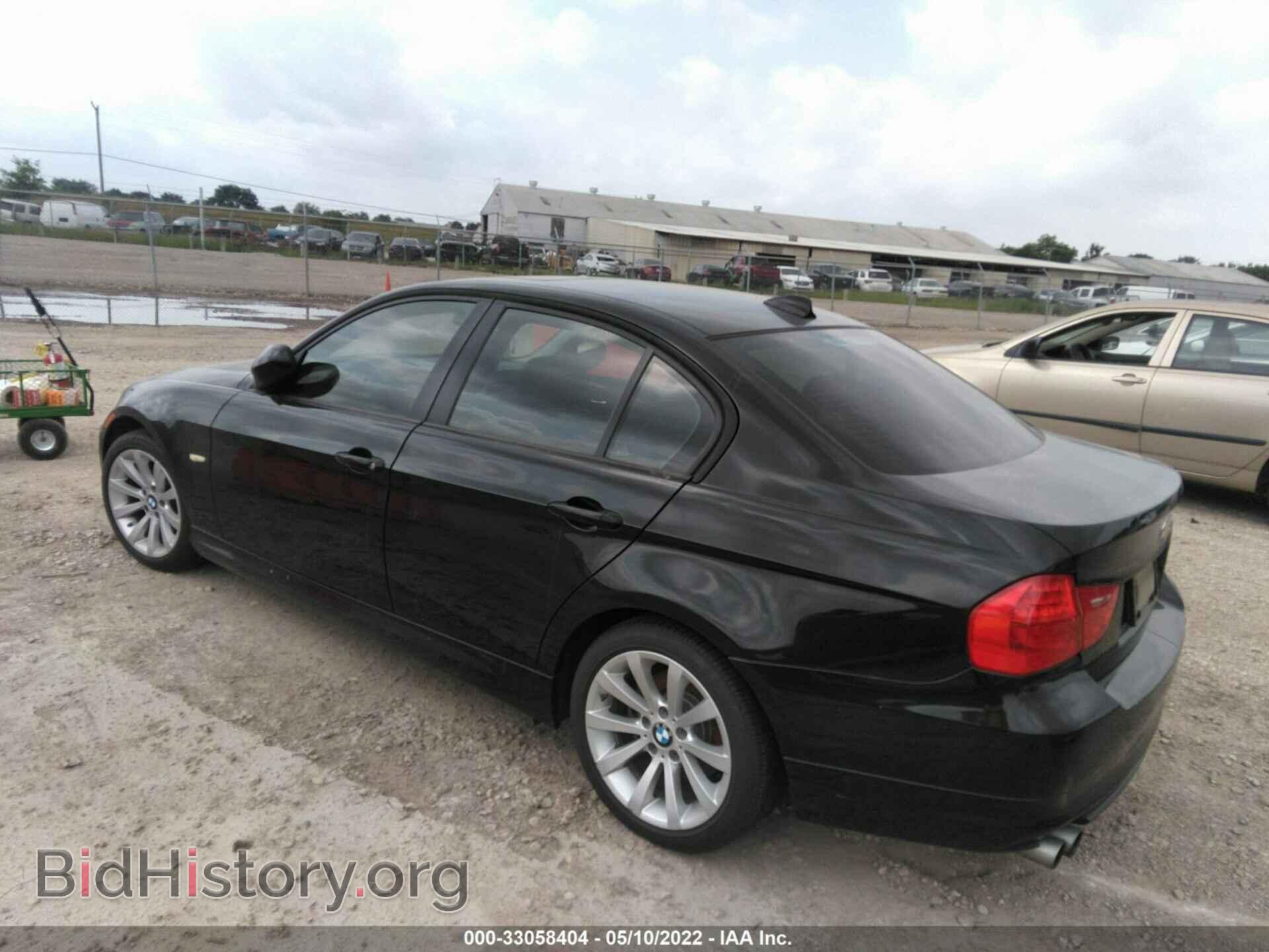 2011 BMW 3 SERIES - VIN: WBAPH7C5XBE682945 - Фото 3