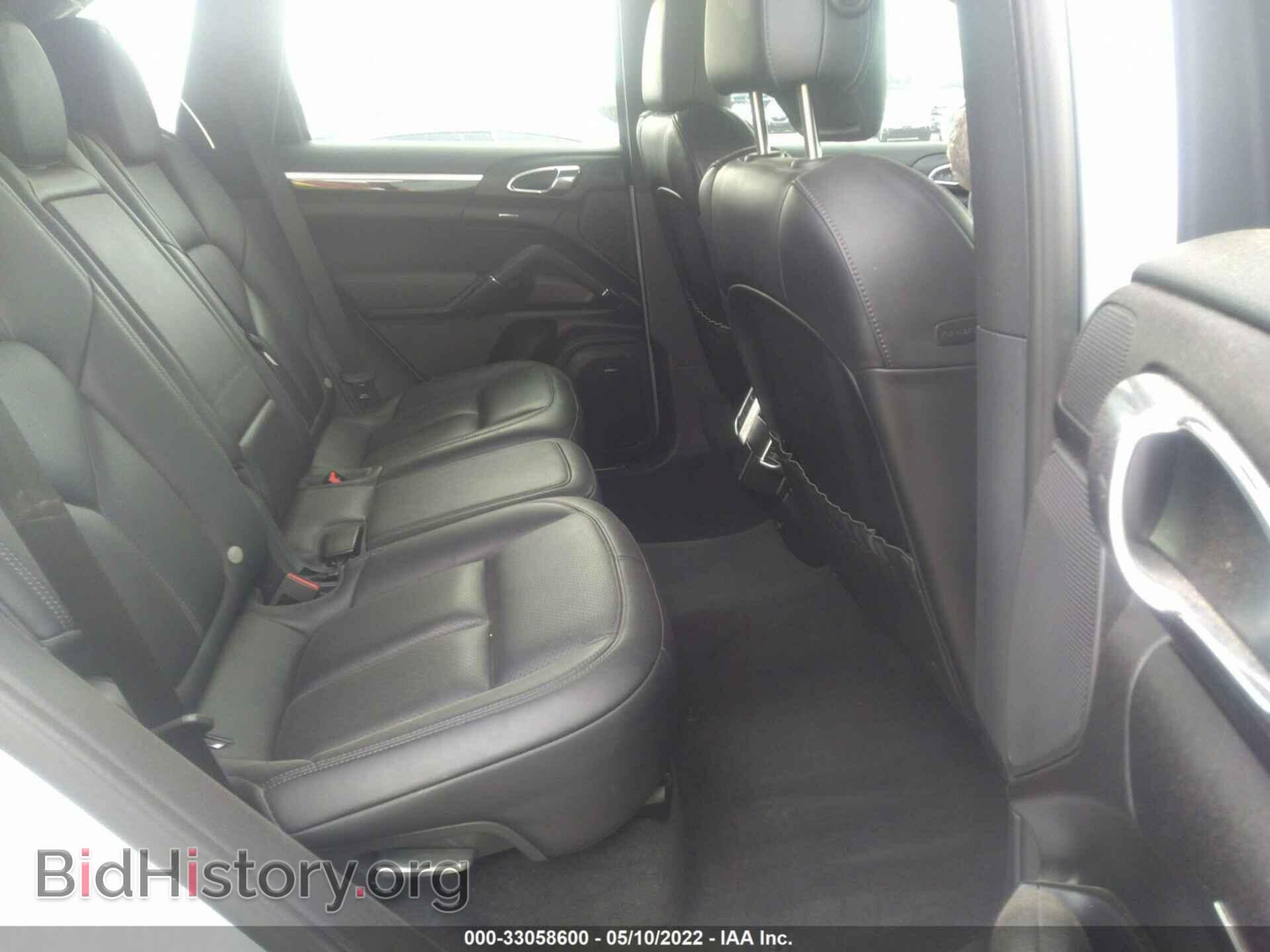 2016 PORSCHE CAYENNE - VIN: WP1AA2A26GKA09926 - Фото 8
