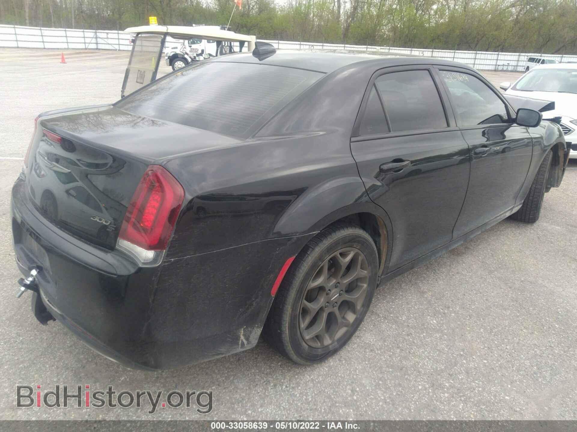 2016 CHRYSLER 300 - VIN: 2C3CCAGG5GH283048 - Photo 4