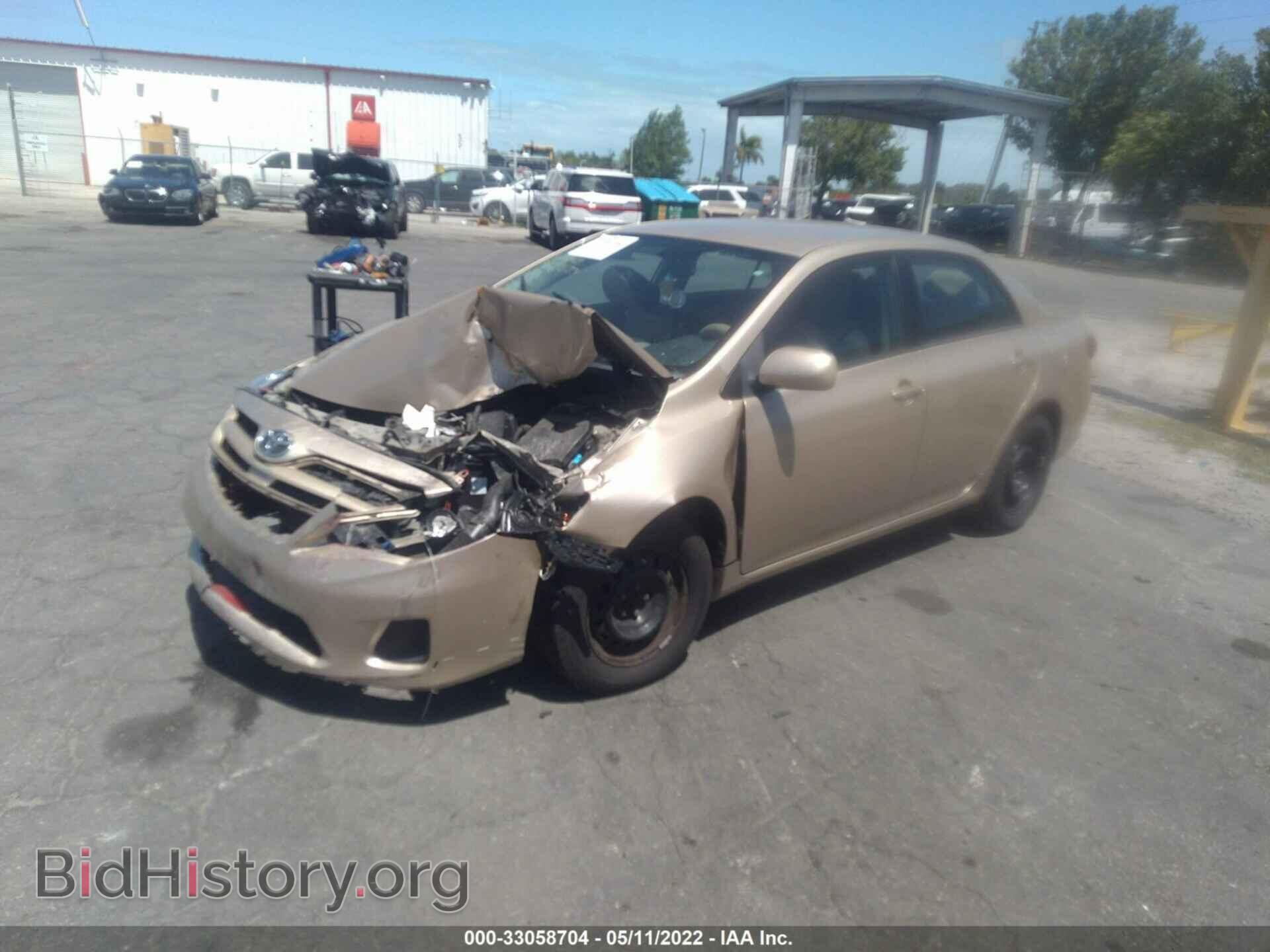 2011 TOYOTA COROLLA - VIN: 2T1BU4EE0BC590928 - Фото 2