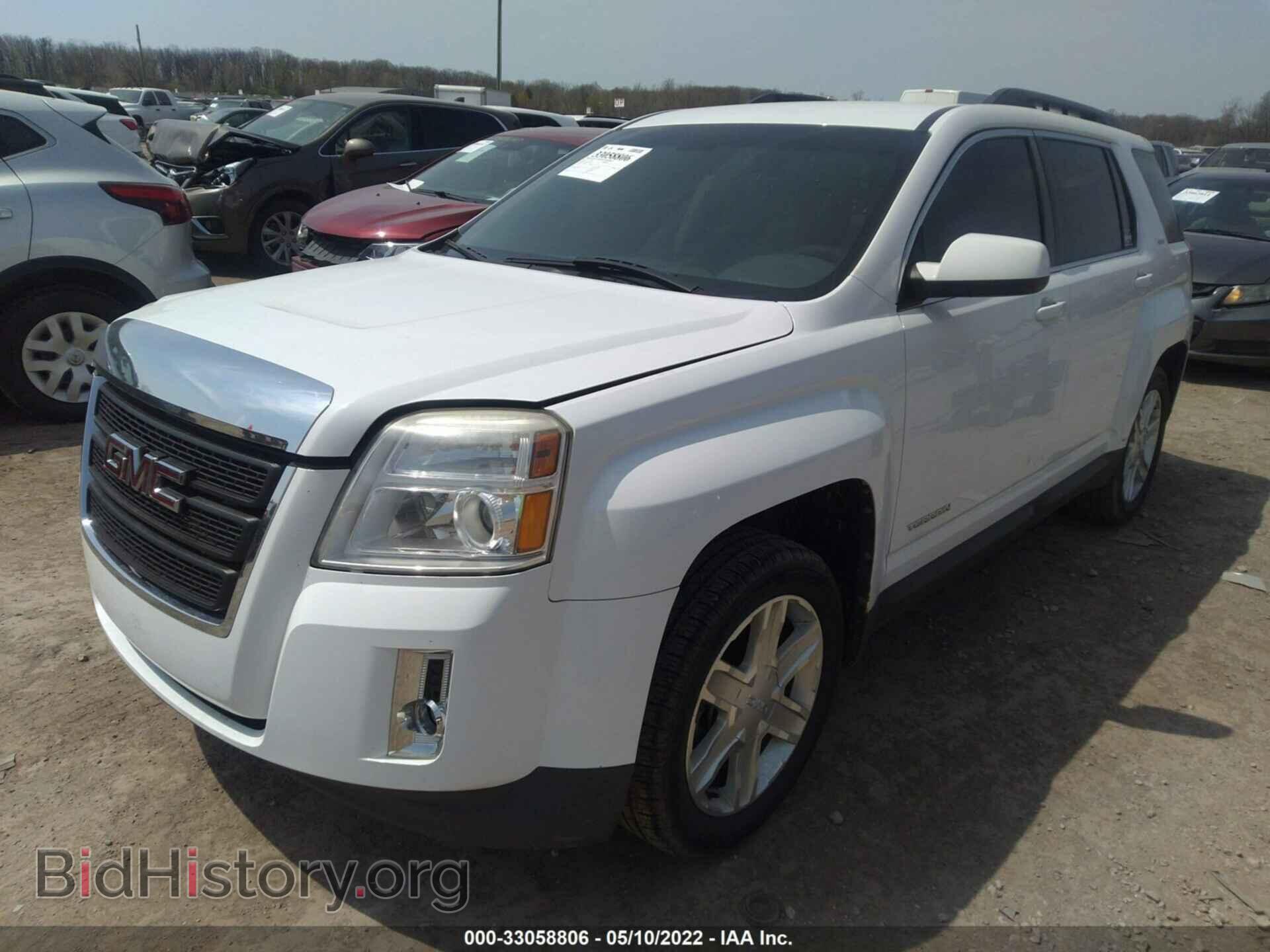 2011 GMC TERRAIN - VIN: 2CTFLVE50B6246743 - Photo 2