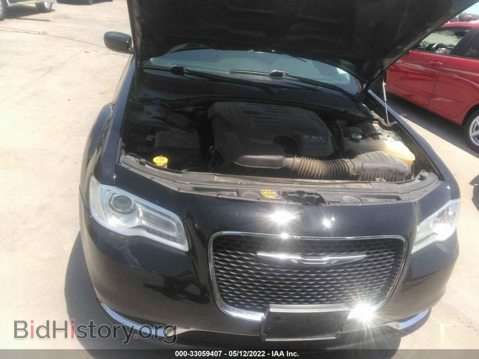 2015 CHRYSLER 300 - VIN: 2C3CCAAG6FH833140 - Фото 10