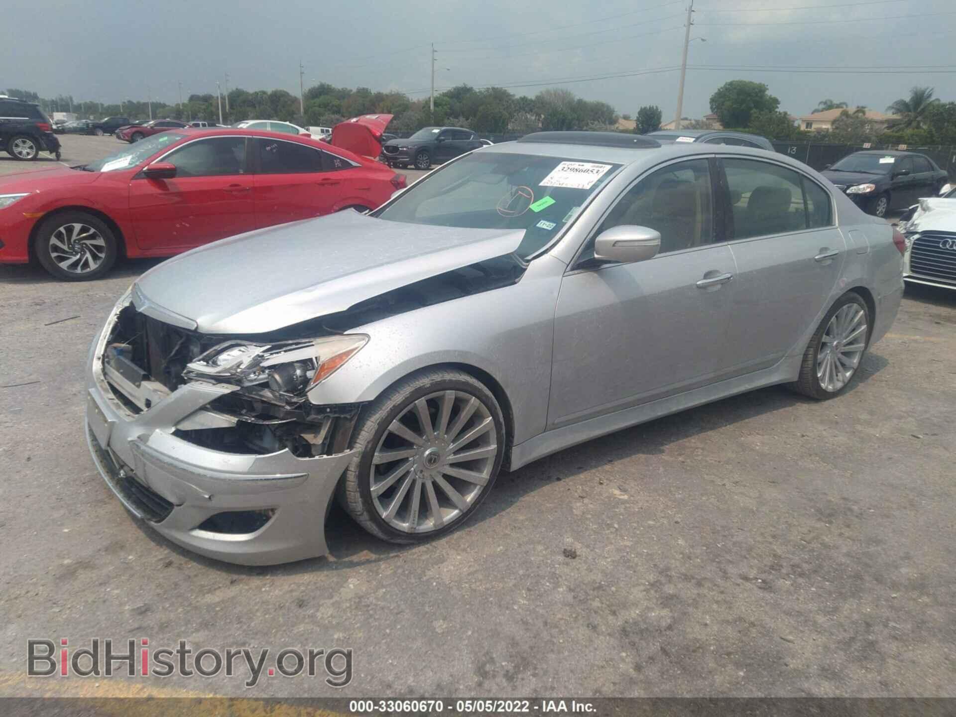 2013 HYUNDAI GENESIS - VIN: KMHGC4DD8DU239154 - Фото 2