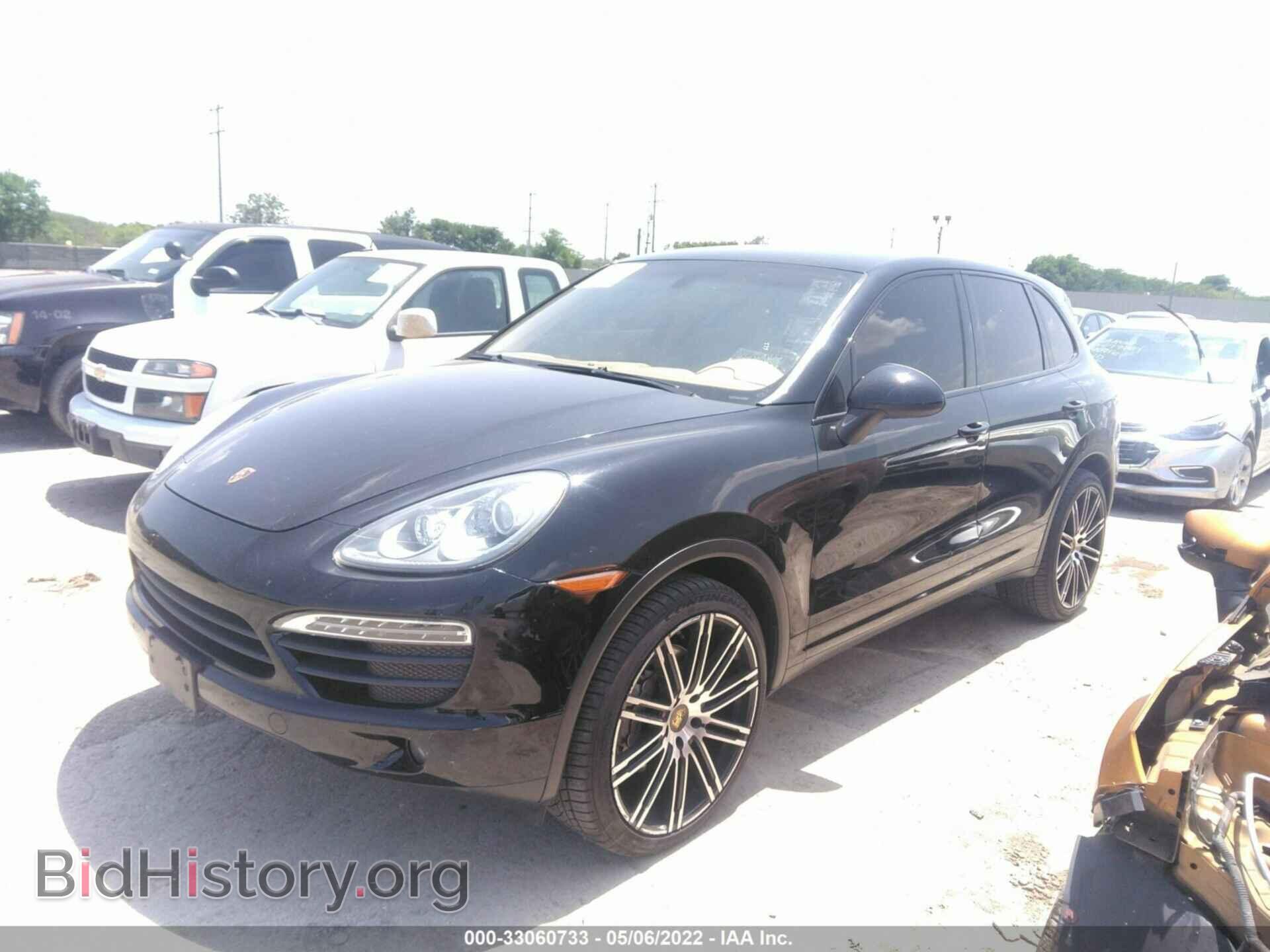2011 PORSCHE CAYENNE - VIN: WP1AB2A24BLA43332 - Фото 2