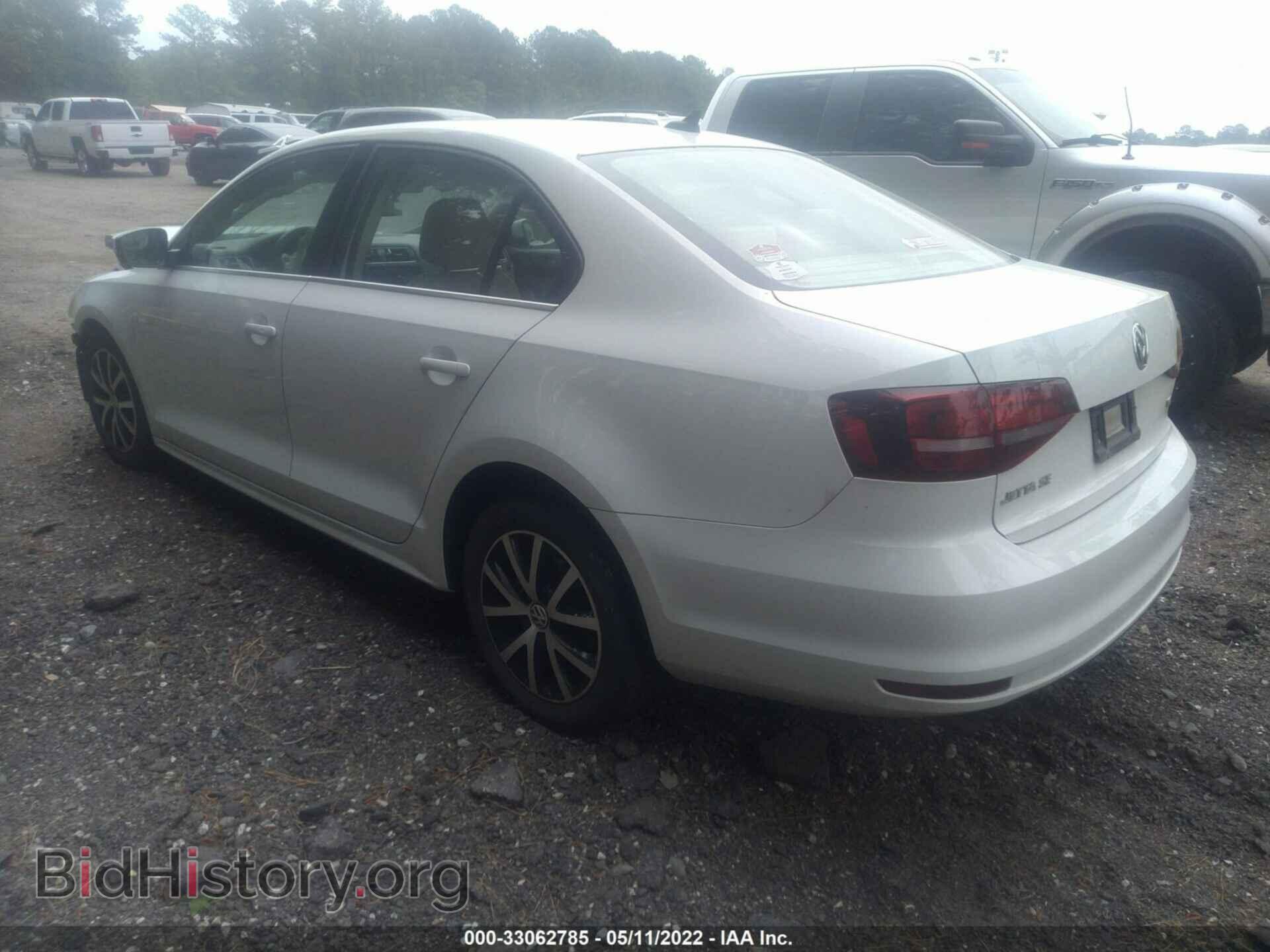 2017 VOLKSWAGEN JETTA - VIN: 3VWDB7AJ5HM385363 - Фото 3