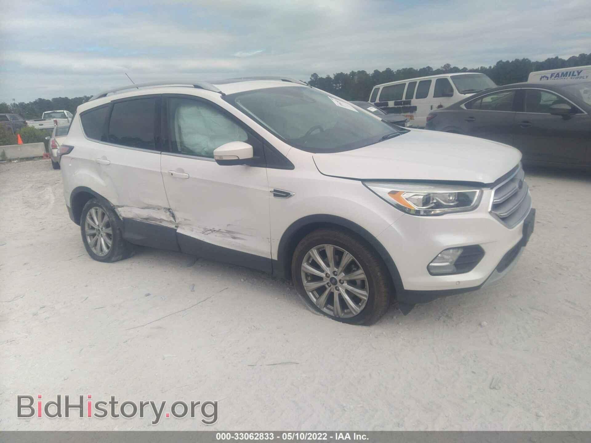 Фотография 1FMCU0JD8HUA76522 - FORD ESCAPE 2017