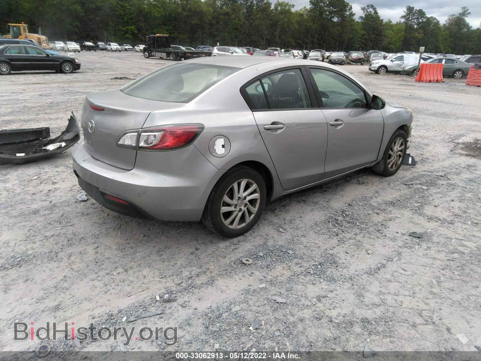 2012 MAZDA MAZDA3 - VIN: JM1BL1V8XC1598343 - Фото 4