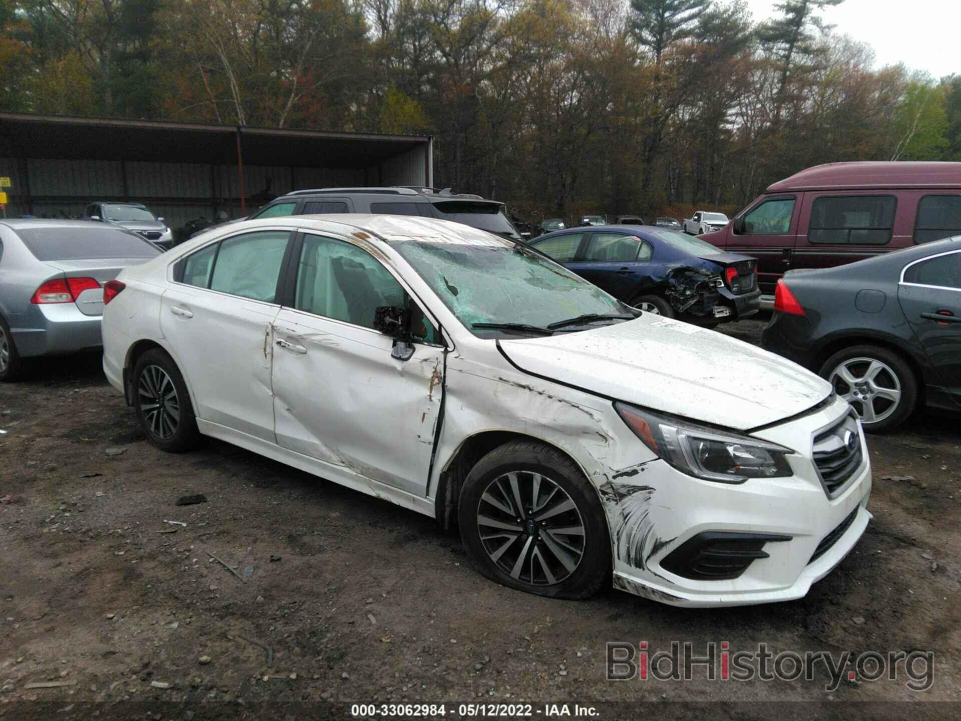 Photo 4S3BNAB62J3009073 - SUBARU LEGACY 2018