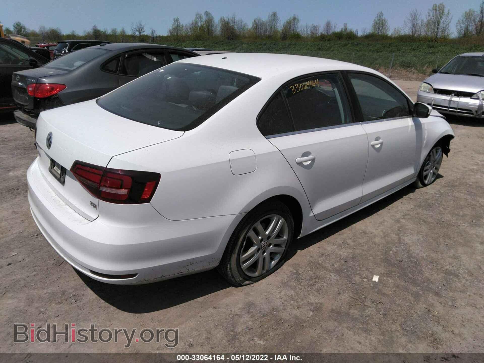 2017 VOLKSWAGEN JETTA - VIN: 3VW2B7AJ3HM231337 - Фото 4