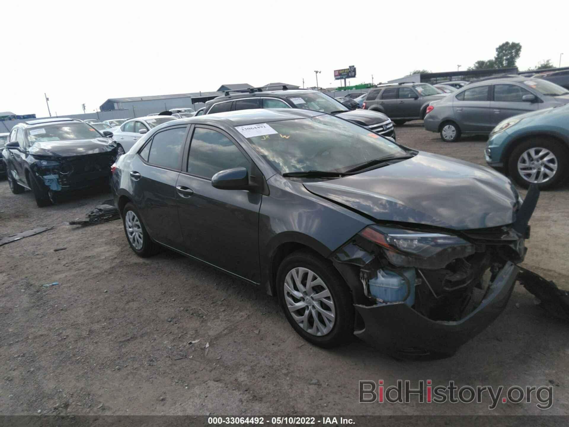 Photo 5YFBURHE8HP665019 - TOYOTA COROLLA 2017