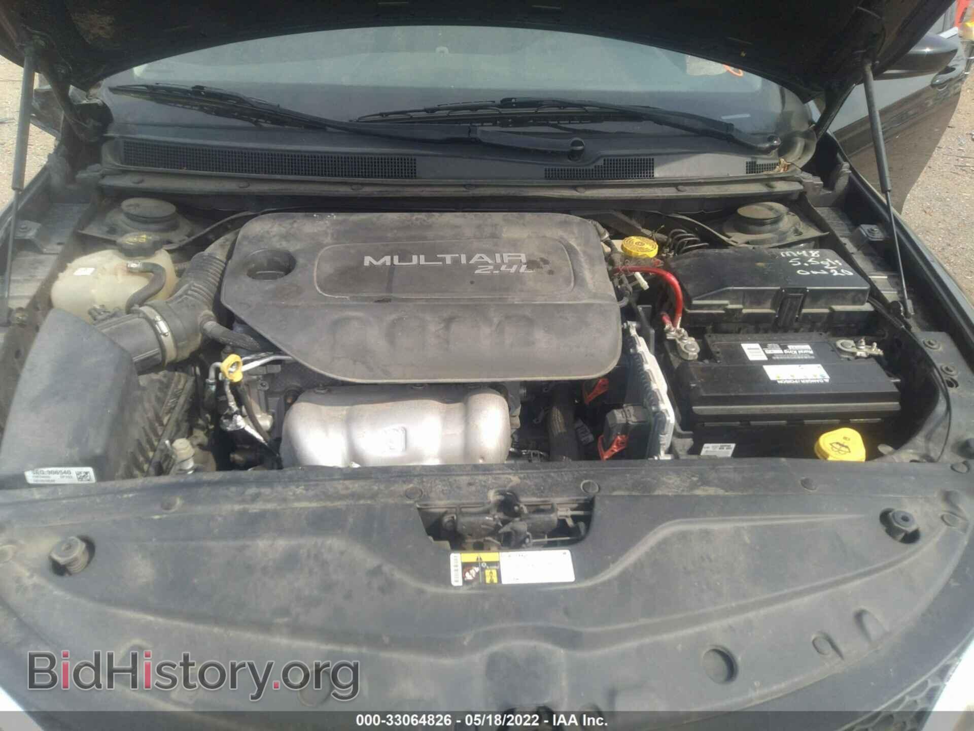 2015 CHRYSLER 200 - VIN: 1C3CCCAB0FN724633 - Фото 10
