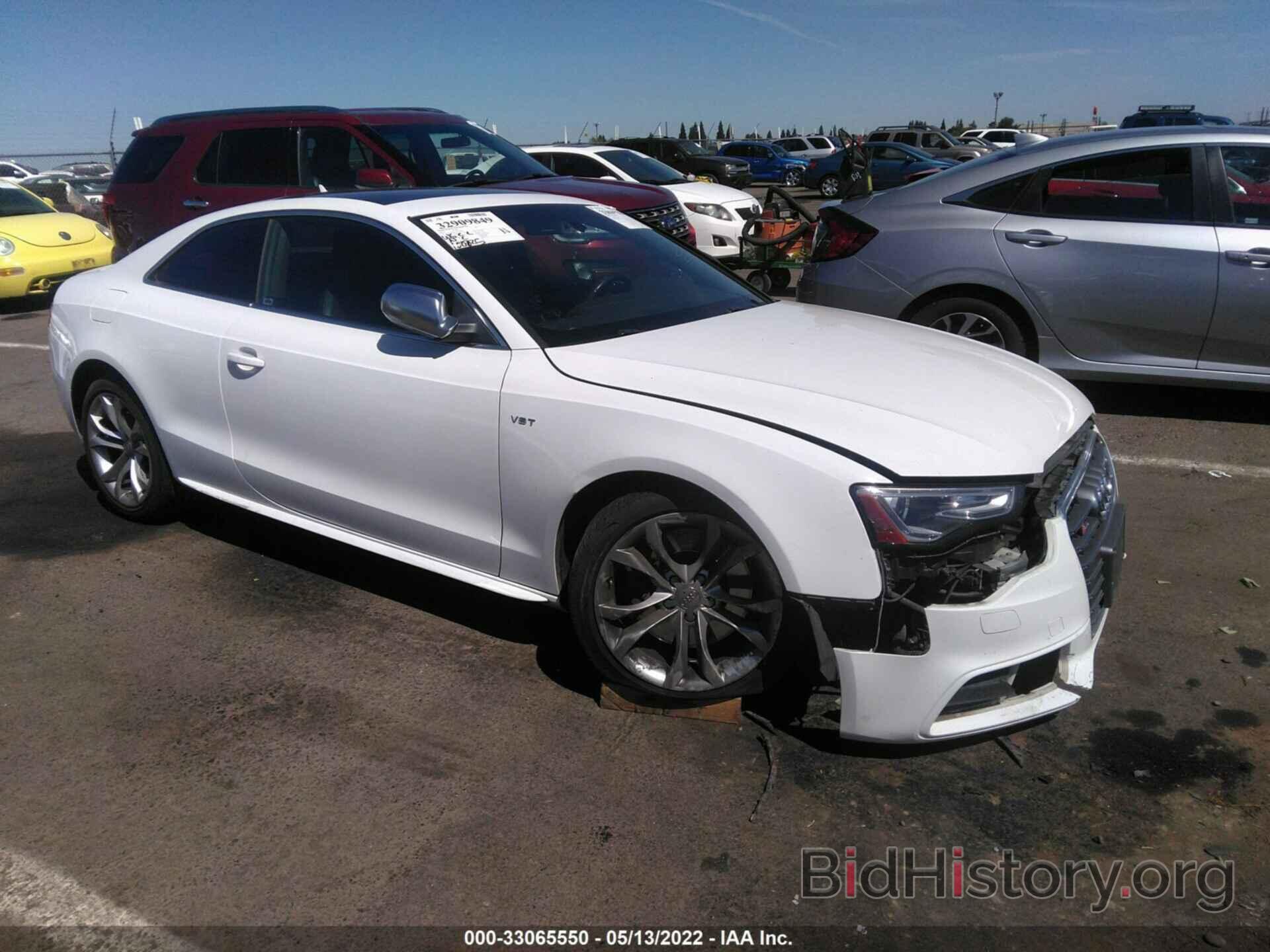 Photo WAUCGAFR2DA038993 - AUDI S5 2013