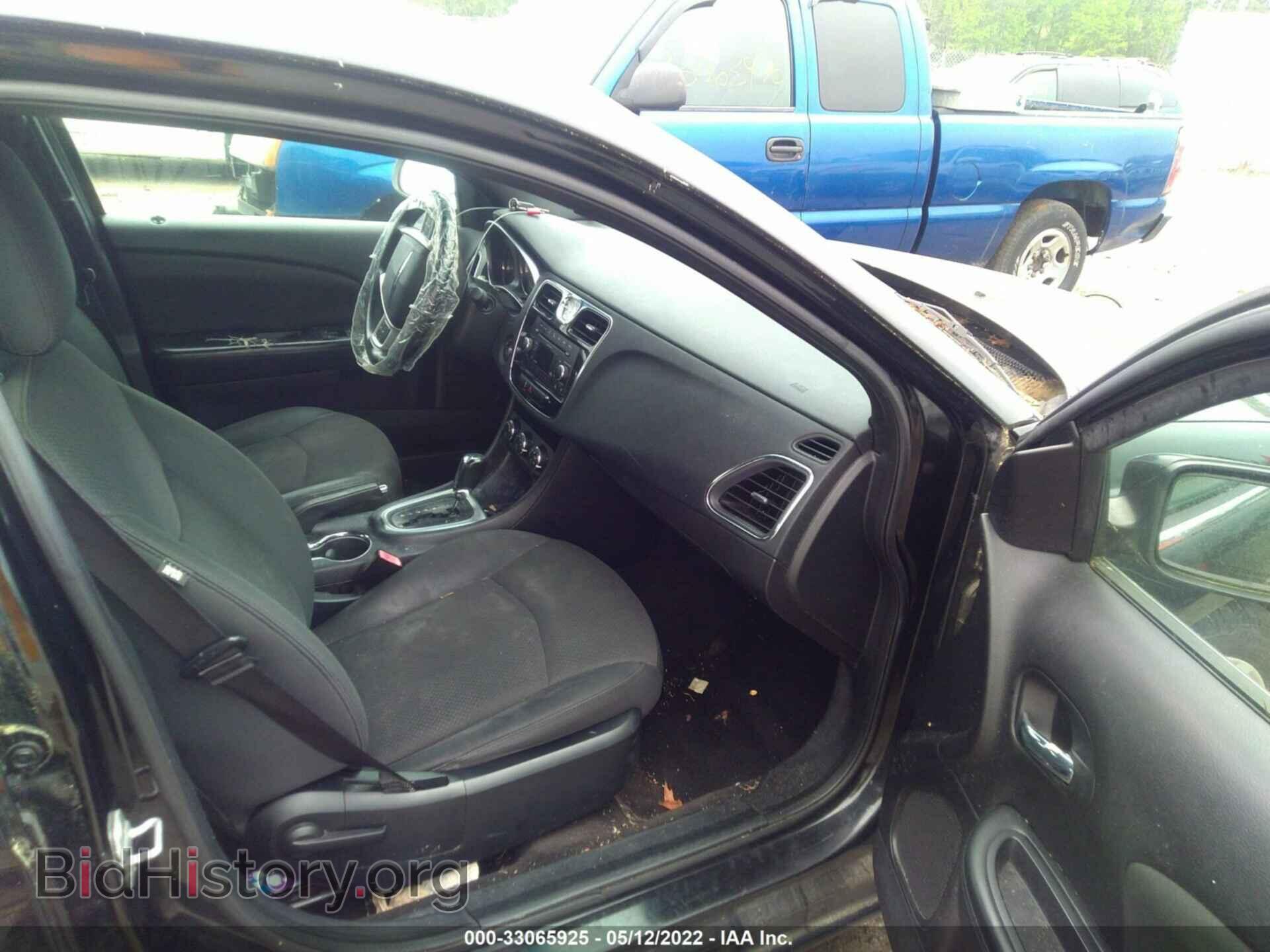 2011 CHRYSLER 200 - VIN: 1C3BC1FB1BN545813 - Фото 5