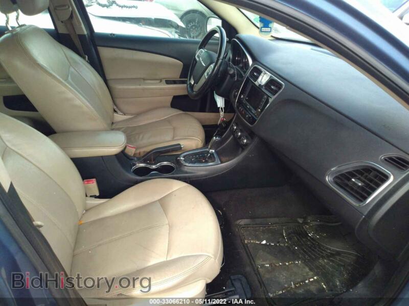 2011 Chrysler 200 (VIN 1C3BC2FB8BN533793) — photo 5 of 11