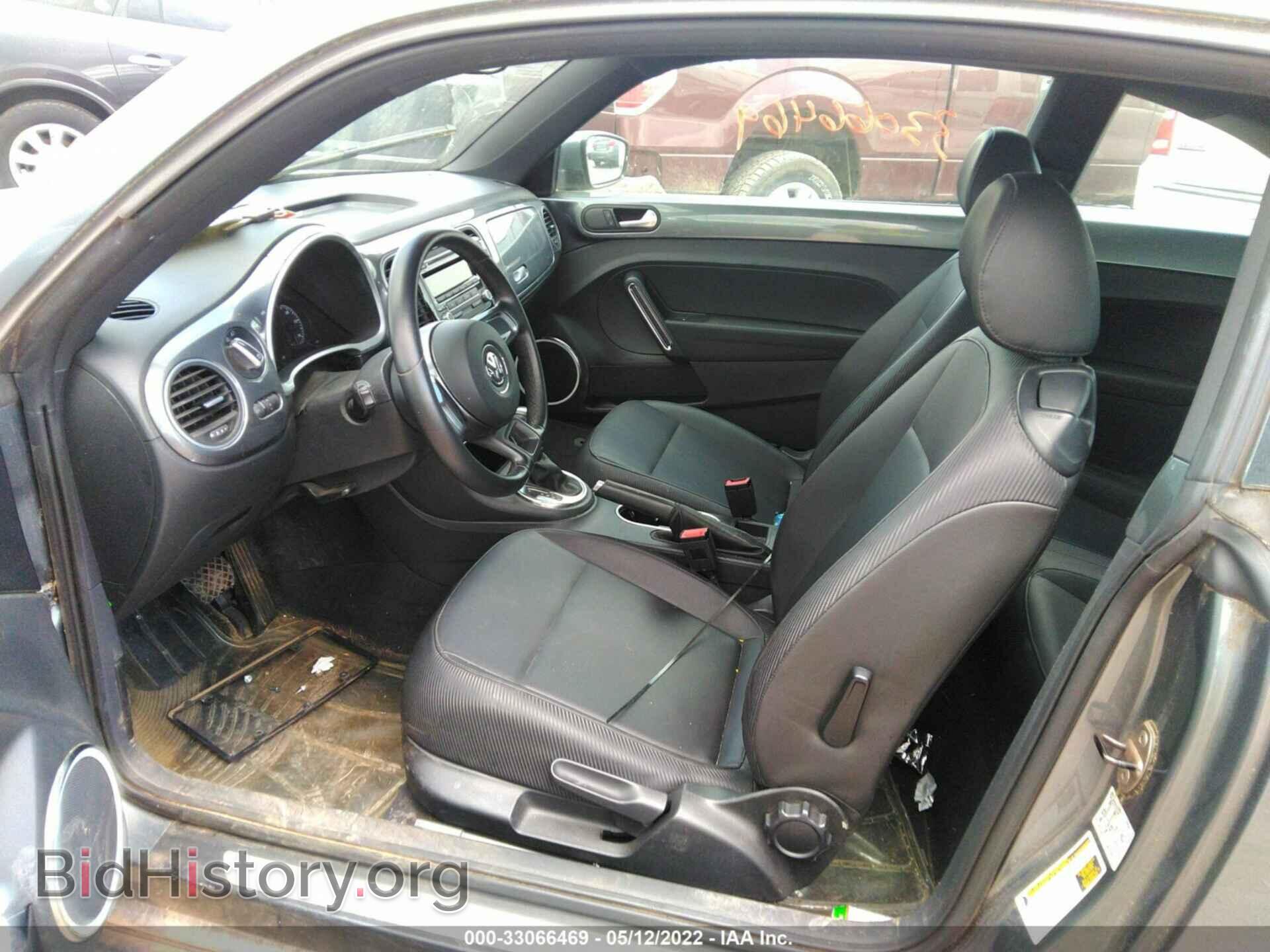 2012 VOLKSWAGEN BEETLE - VIN: 3VWJP7ATXCM618376 - Фото 5