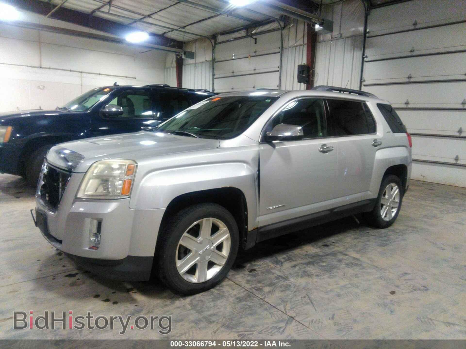 2011 GMC TERRAIN - VIN: 2CTALWEC8B6229249 - Photo 2
