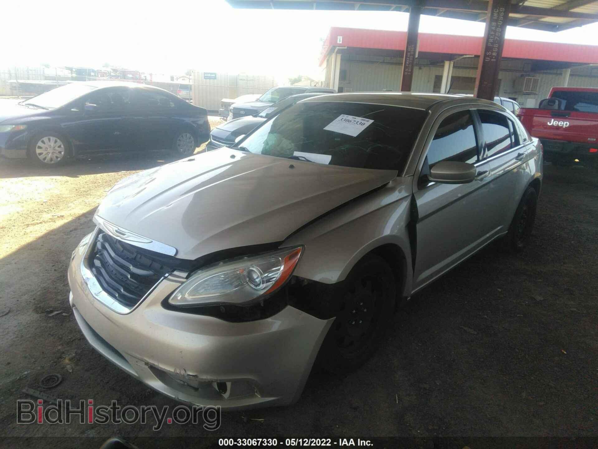 2014 CHRYSLER 200 - VIN: 1C3CCBAB8EN213535 - Фото 2