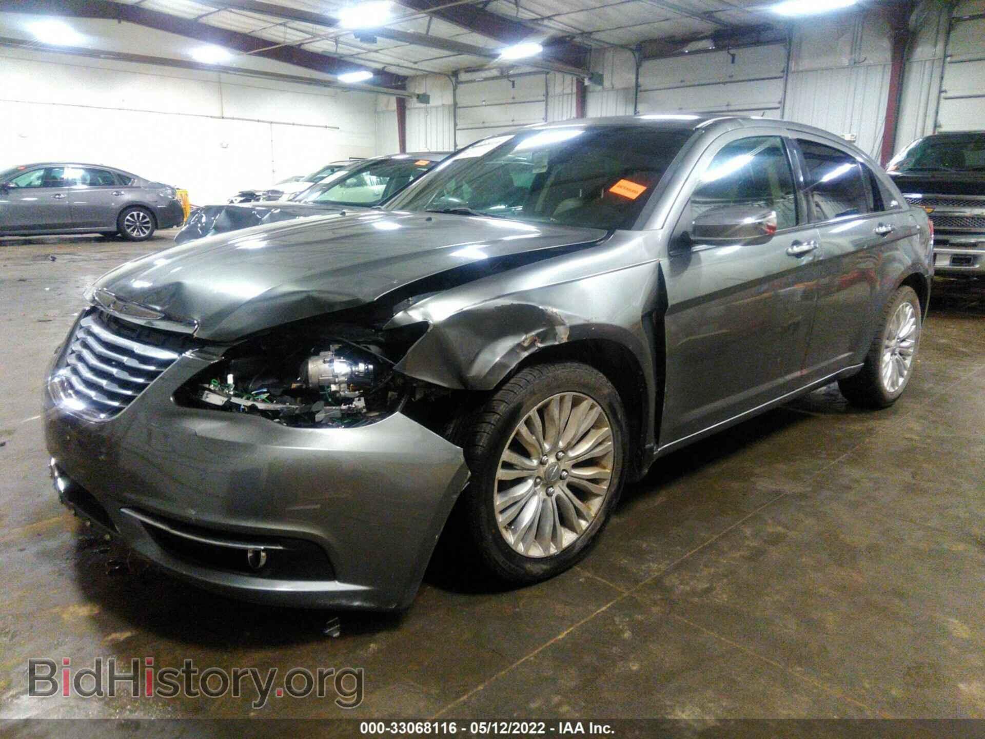 2011 CHRYSLER 200 - VIN: 1C3BC2FB9BN598166 - Фото 2