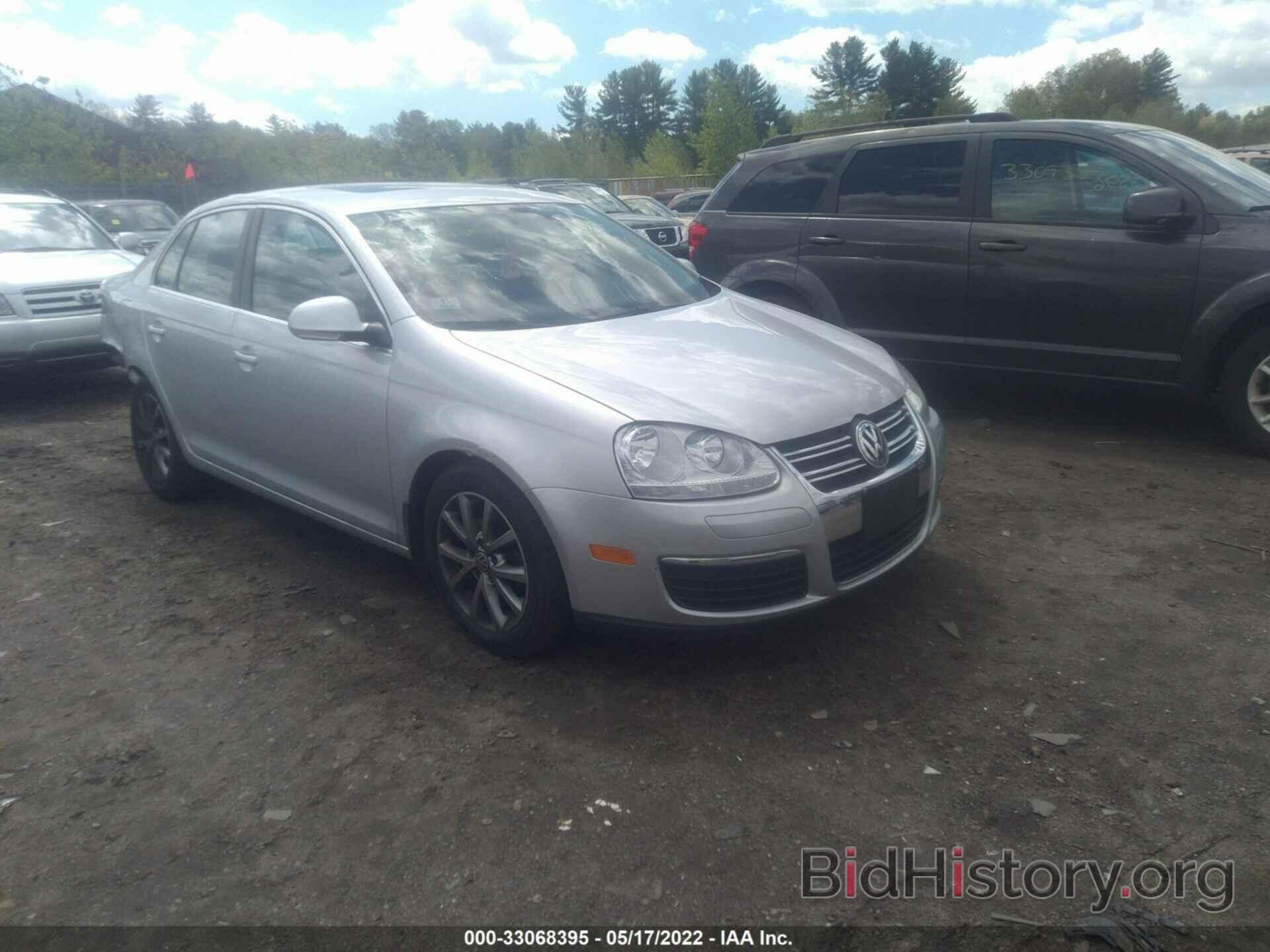 Photo 3VWRZ7AJ4AM060727 - VOLKSWAGEN JETTA SEDAN 2010