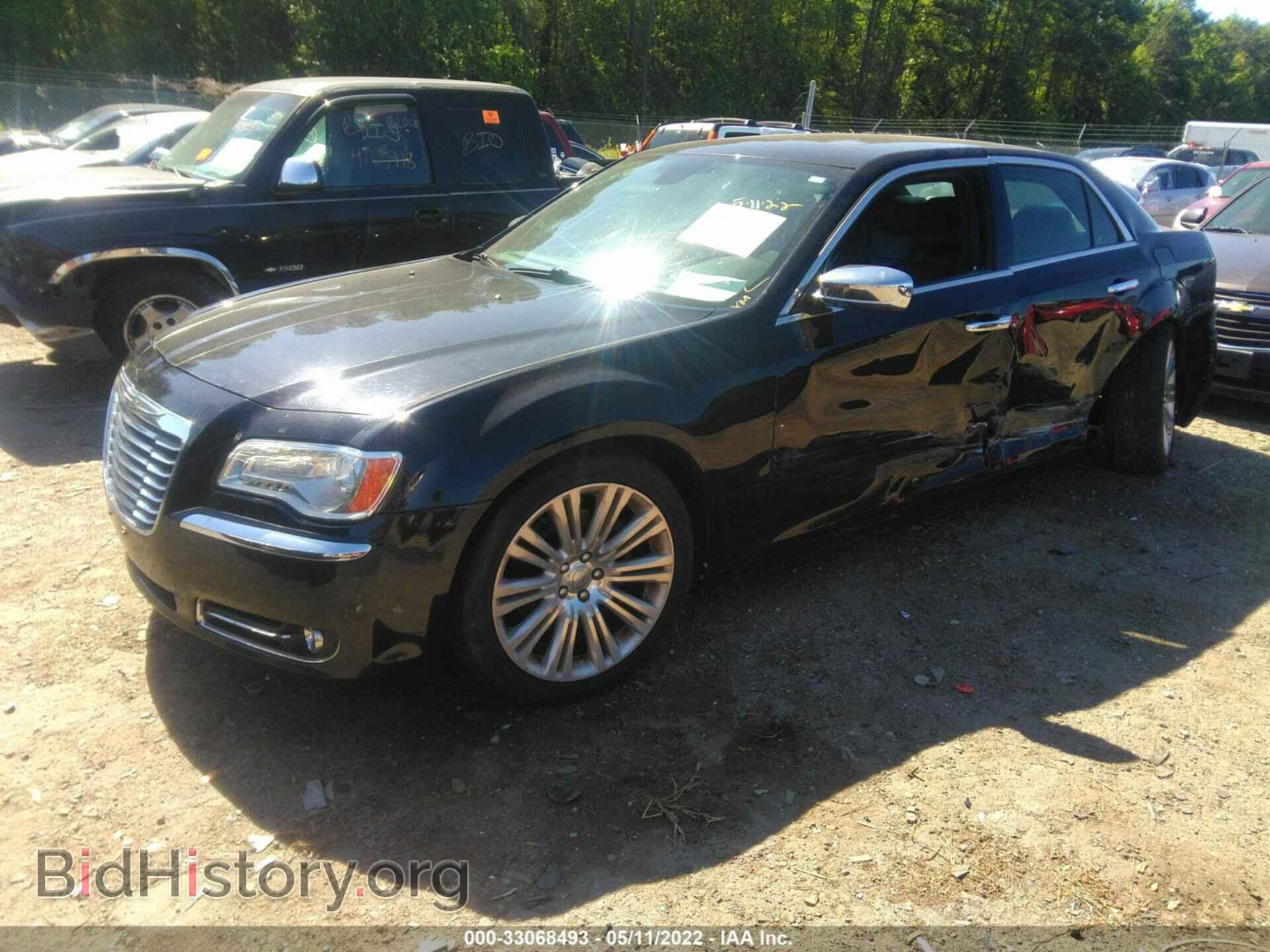 2013 CHRYSLER 300 - VIN: 2C3CCAET8DH633753 - Фото 2