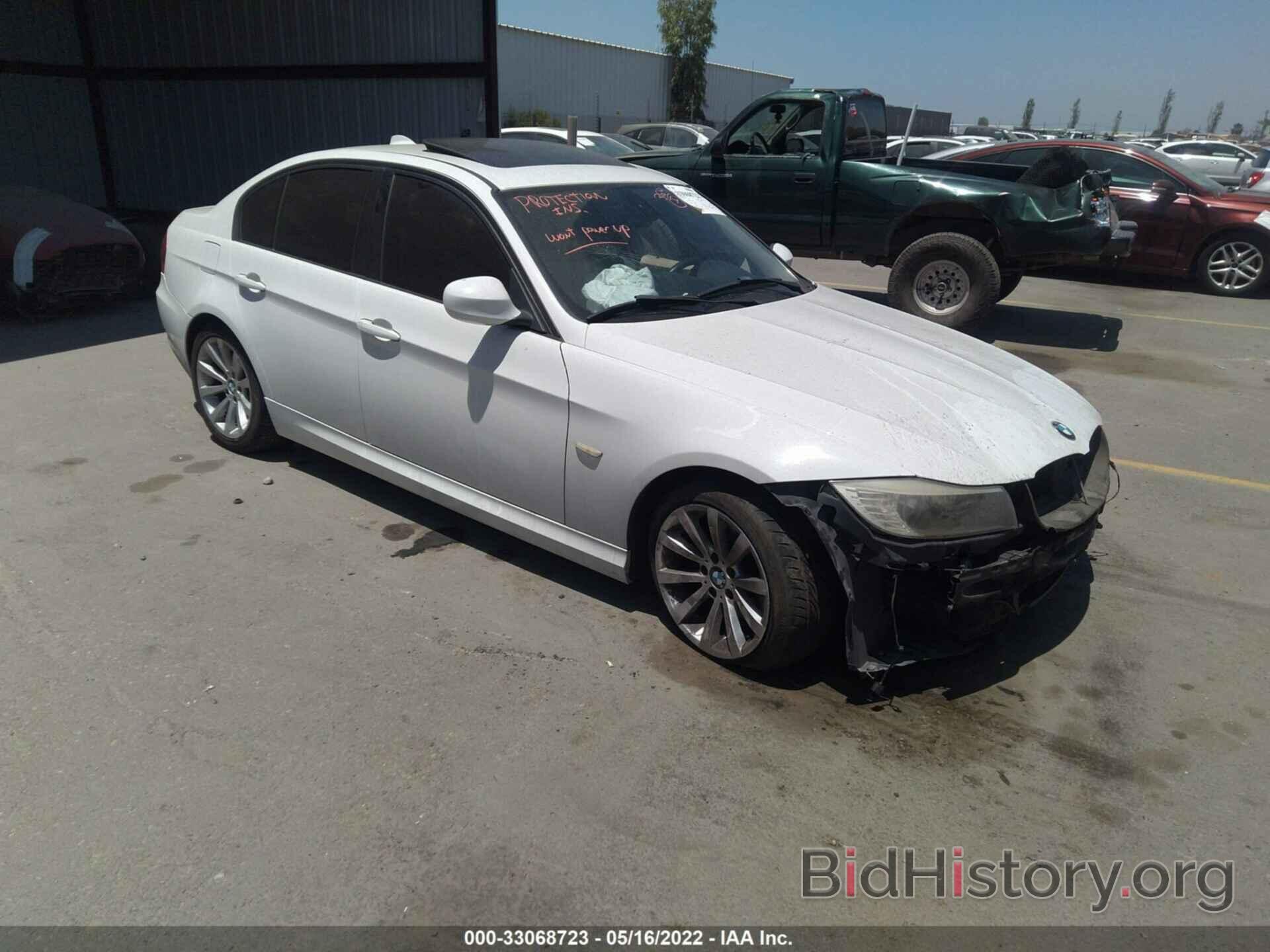 Photo WBAPH5G58BNM72942 - BMW 3 SERIES 2011