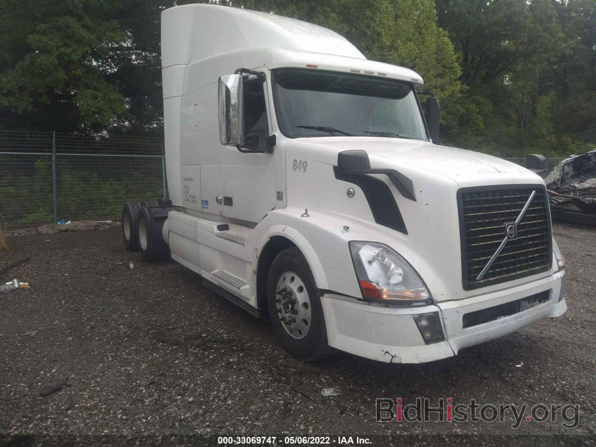 Photo 4V4NC9EH1DN129944 - VOLVO VN 2013