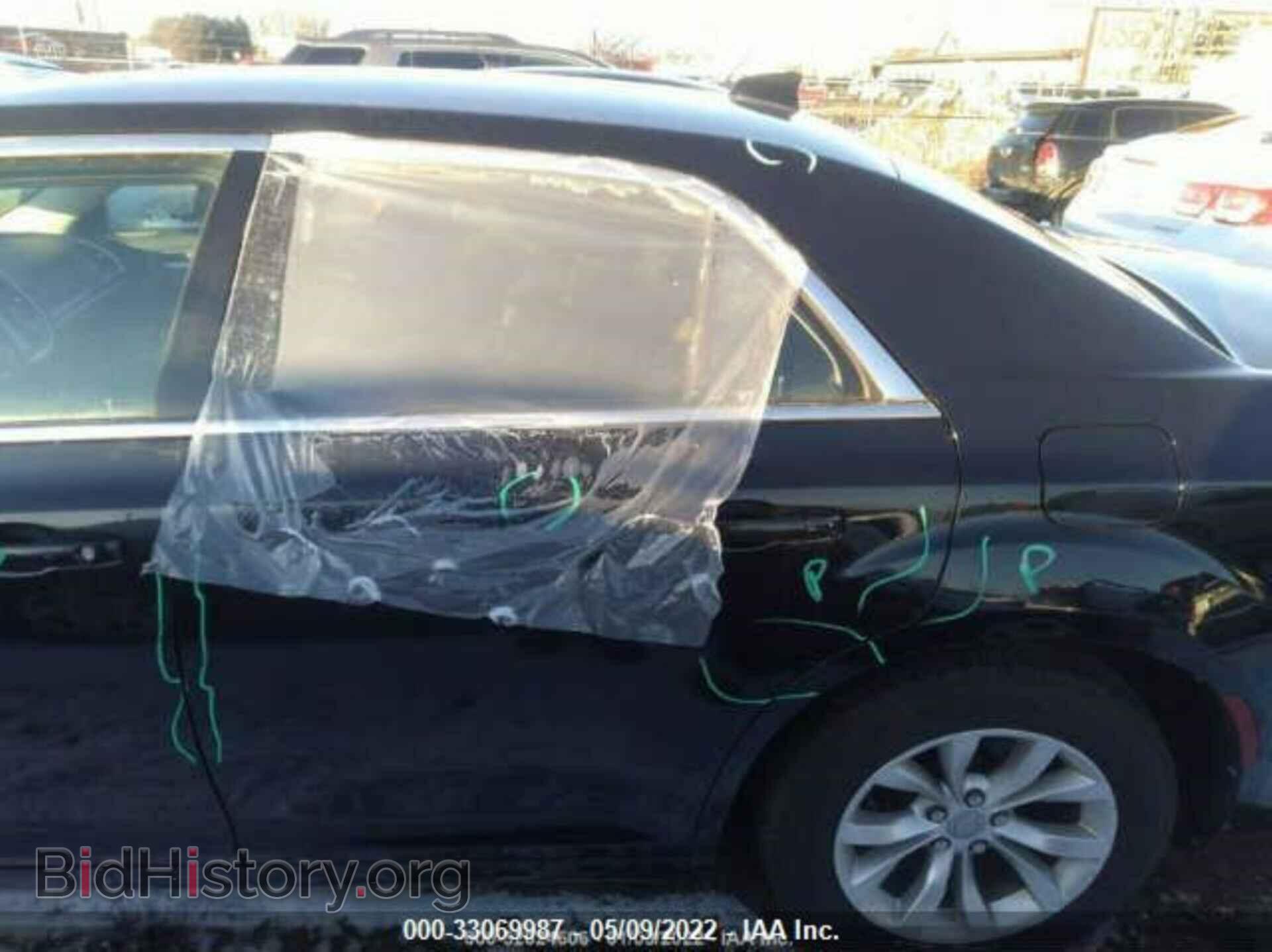 2015 CHRYSLER 300 - VIN: 2C3CCAAG1FH769363 - Фото 6