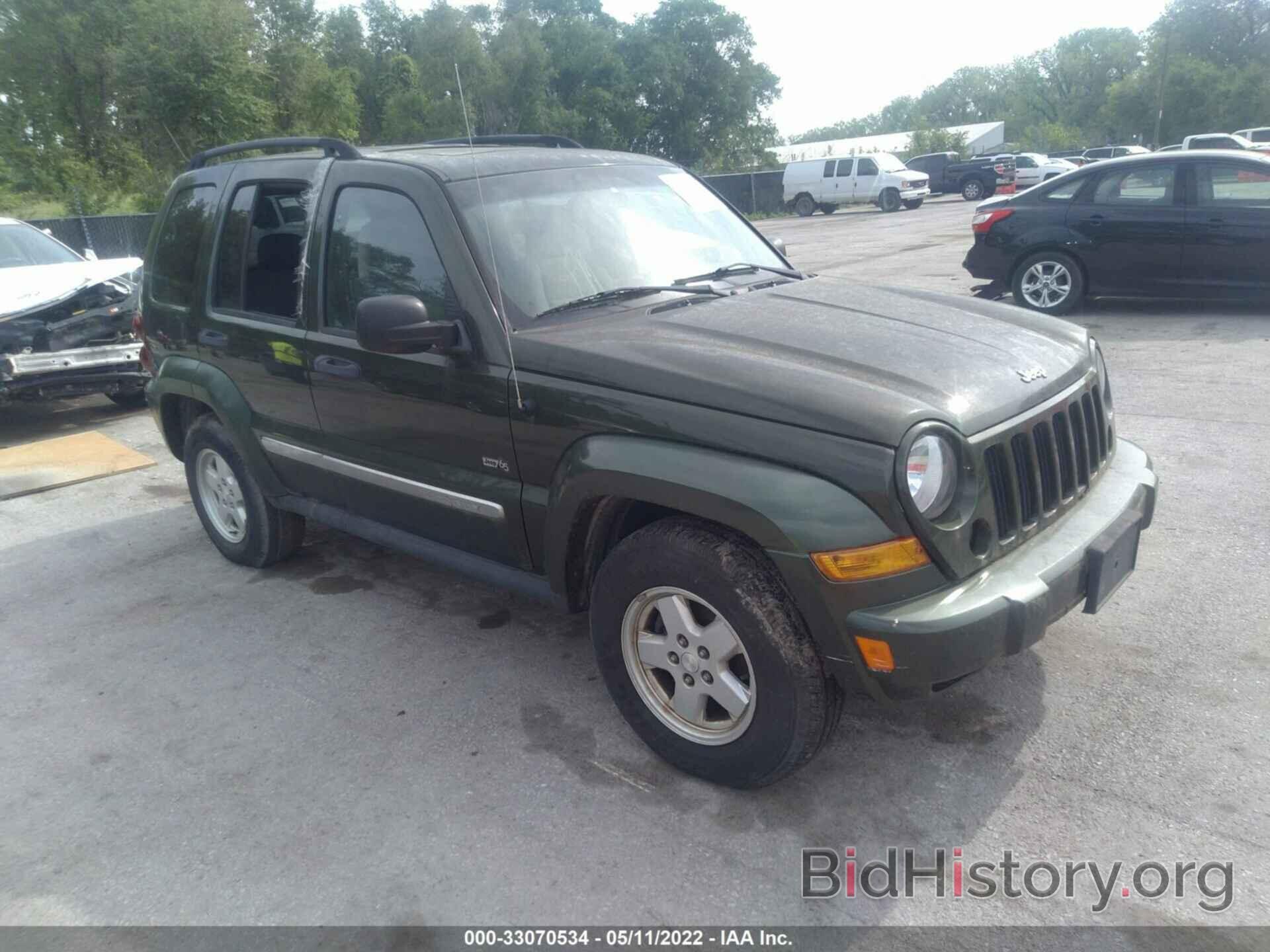 Photo 1J4GL48K36W294481 - JEEP LIBERTY 2006