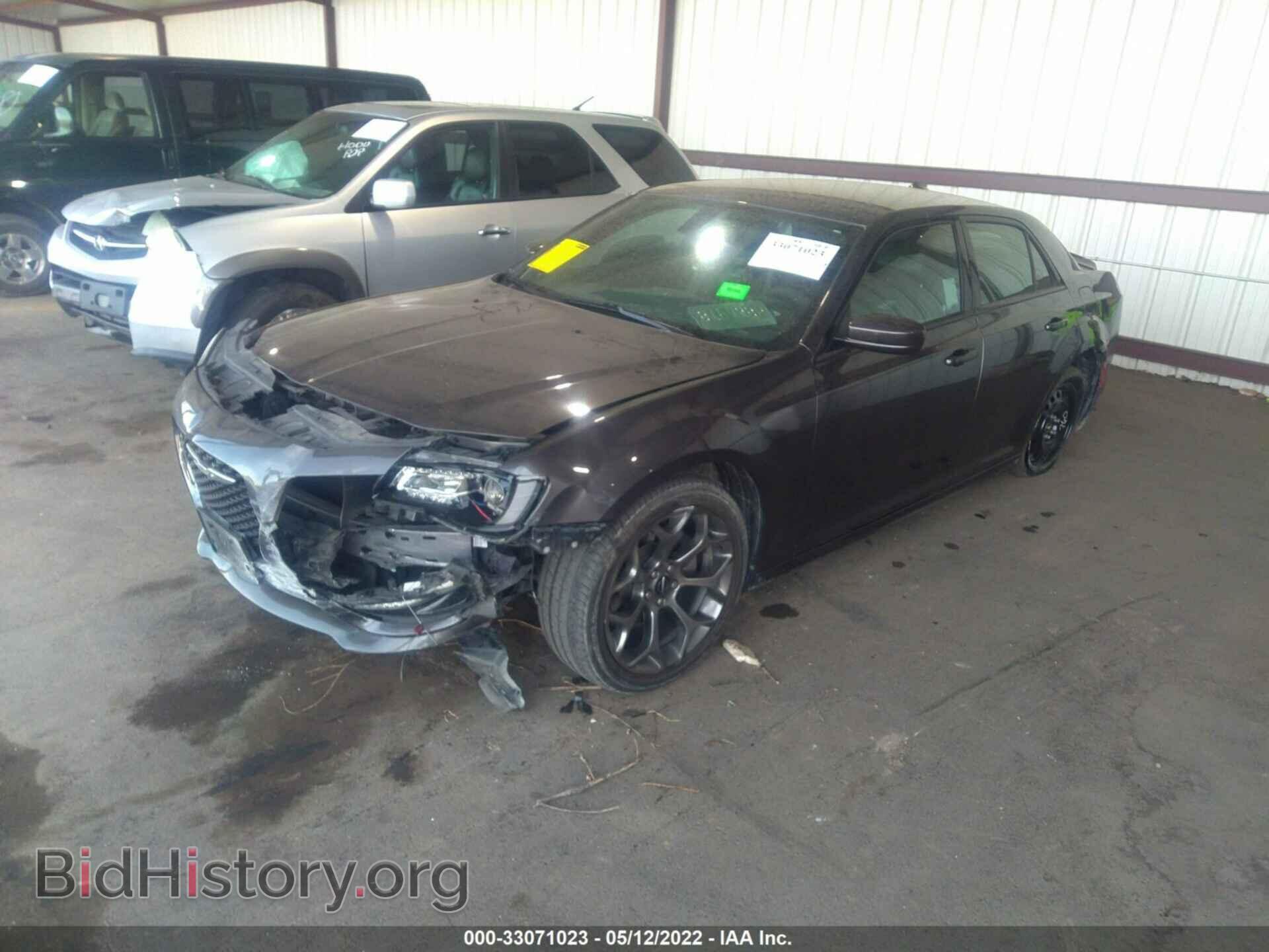 2017 CHRYSLER 300 - VIN: 2C3CCABG1HH612594 - Фото 2