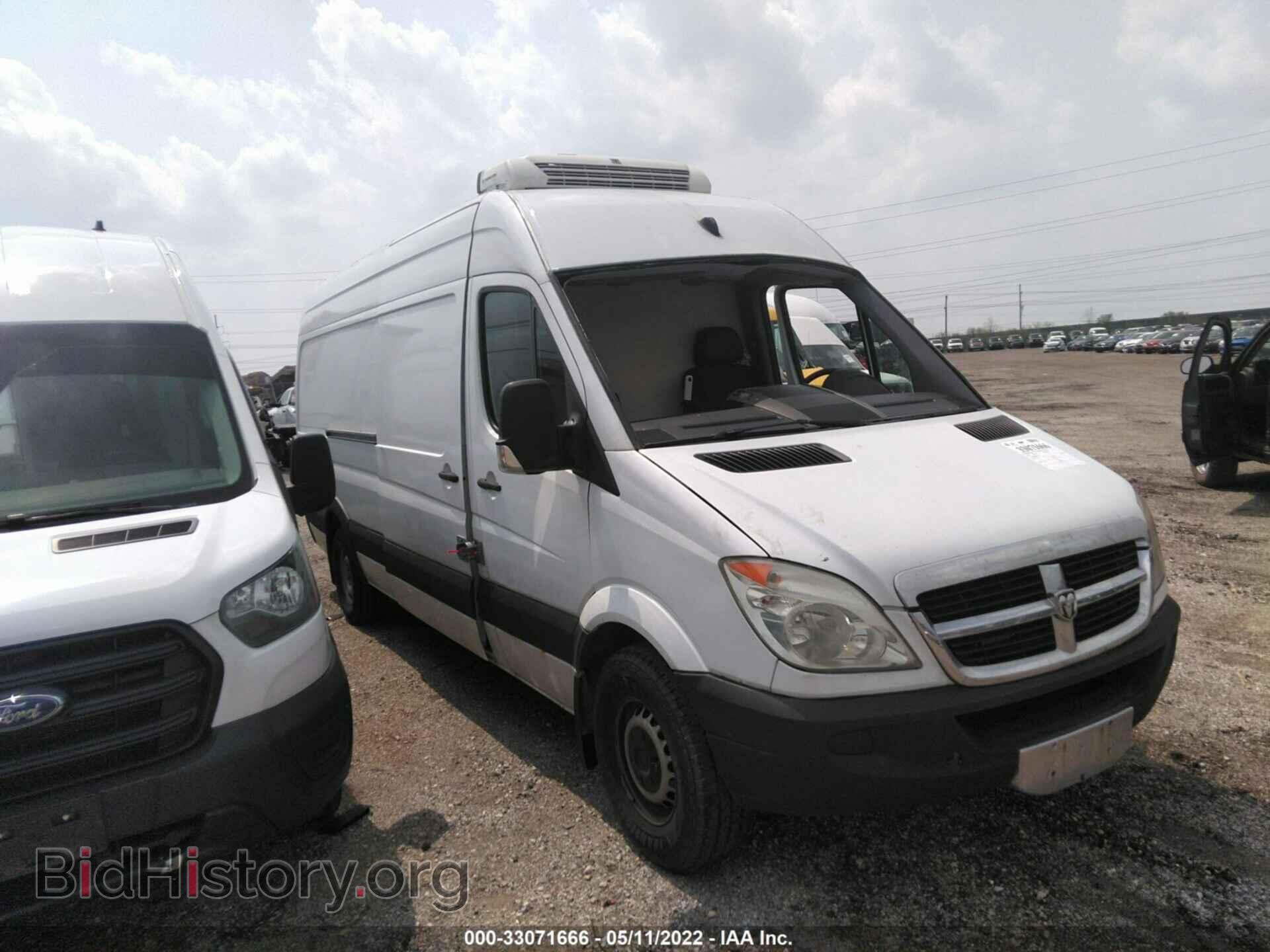 Фотография WD0PE845785271941 - DODGE SPRINTER 2008