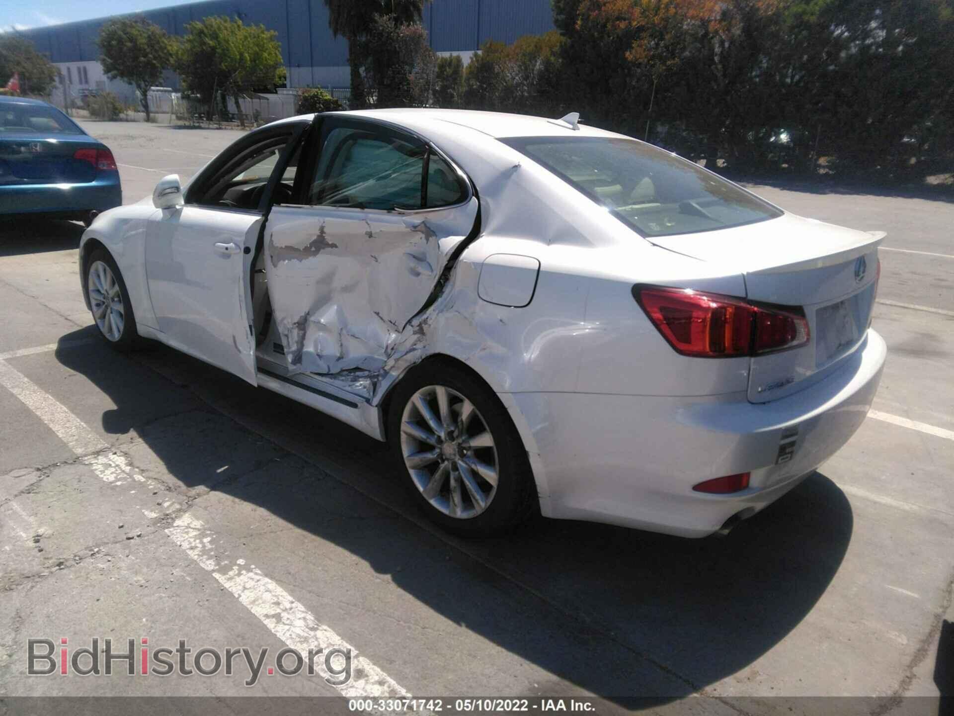 2010 LEXUS IS 250 - VIN: JTHBF5C28A5124327 - Photo 3