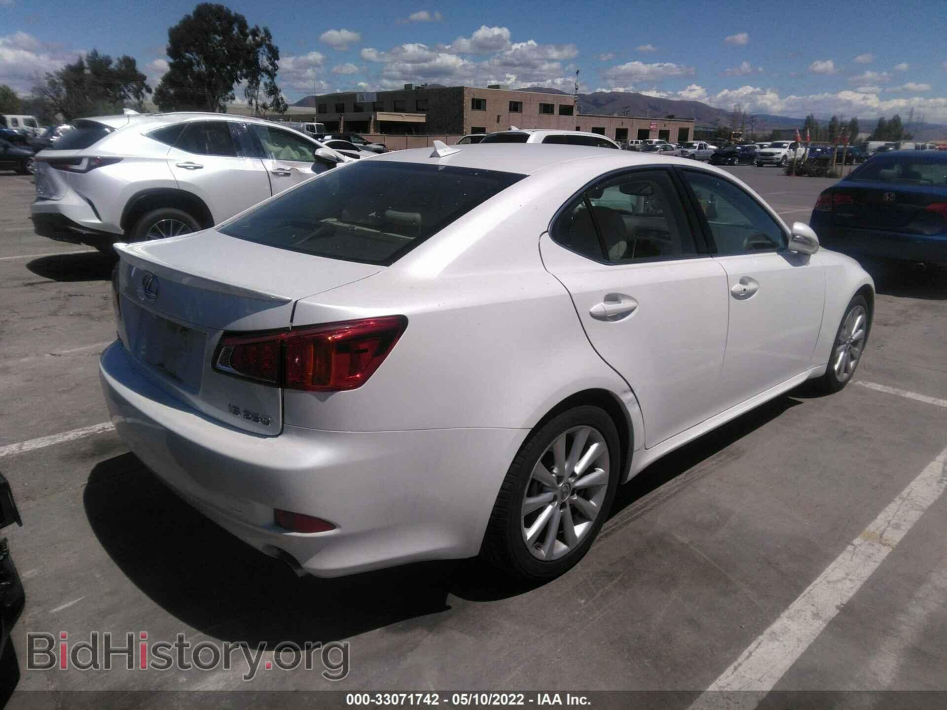 2010 LEXUS IS 250 - VIN: JTHBF5C28A5124327 - Photo 4