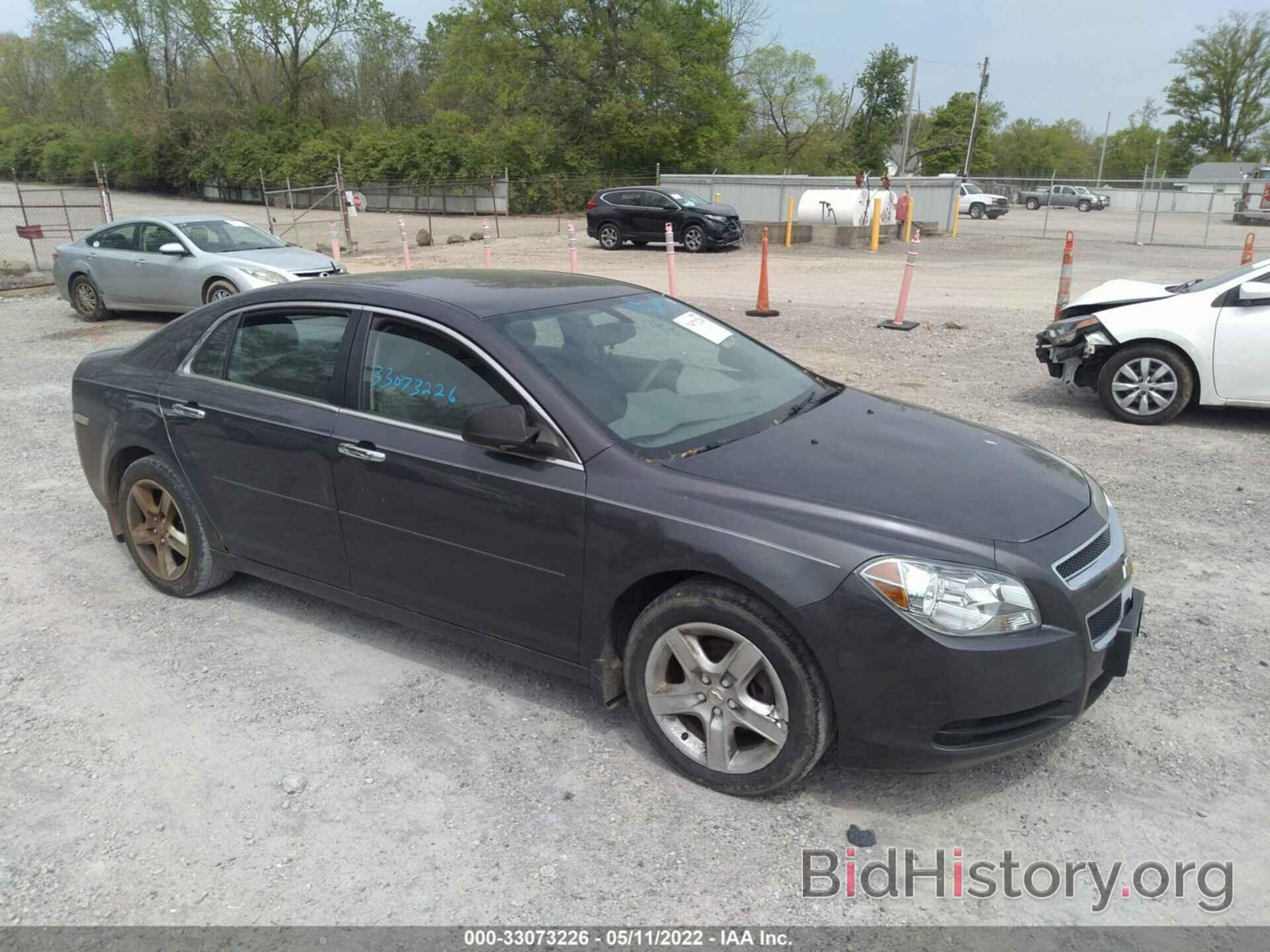 Photo 1G1ZB5E15BF137458 - CHEVROLET MALIBU 2011