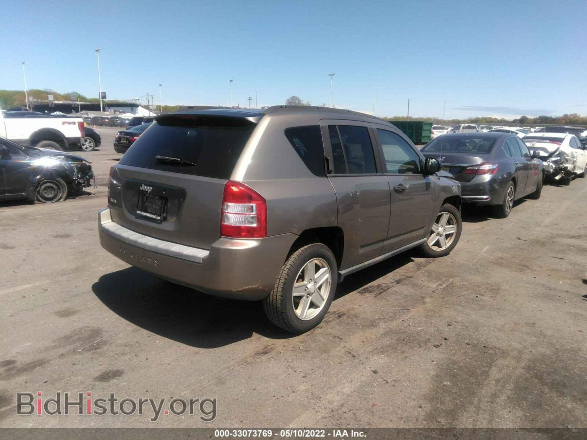2007 JEEP COMPASS - VIN: 1J8FF47W27D352101 - Фото 4