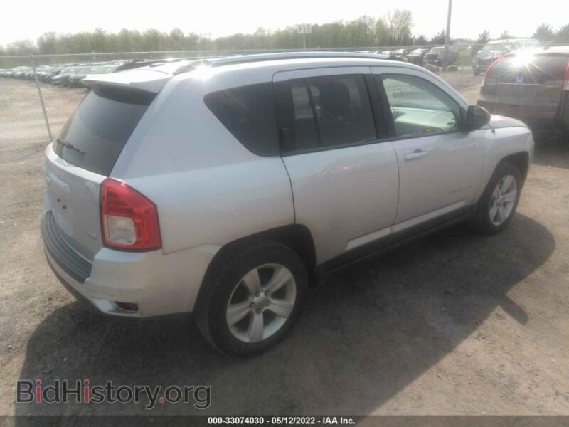 2011 Jeep COMPASS (VIN 1J4NF1FBXBD135771) — фото 4 из 11
