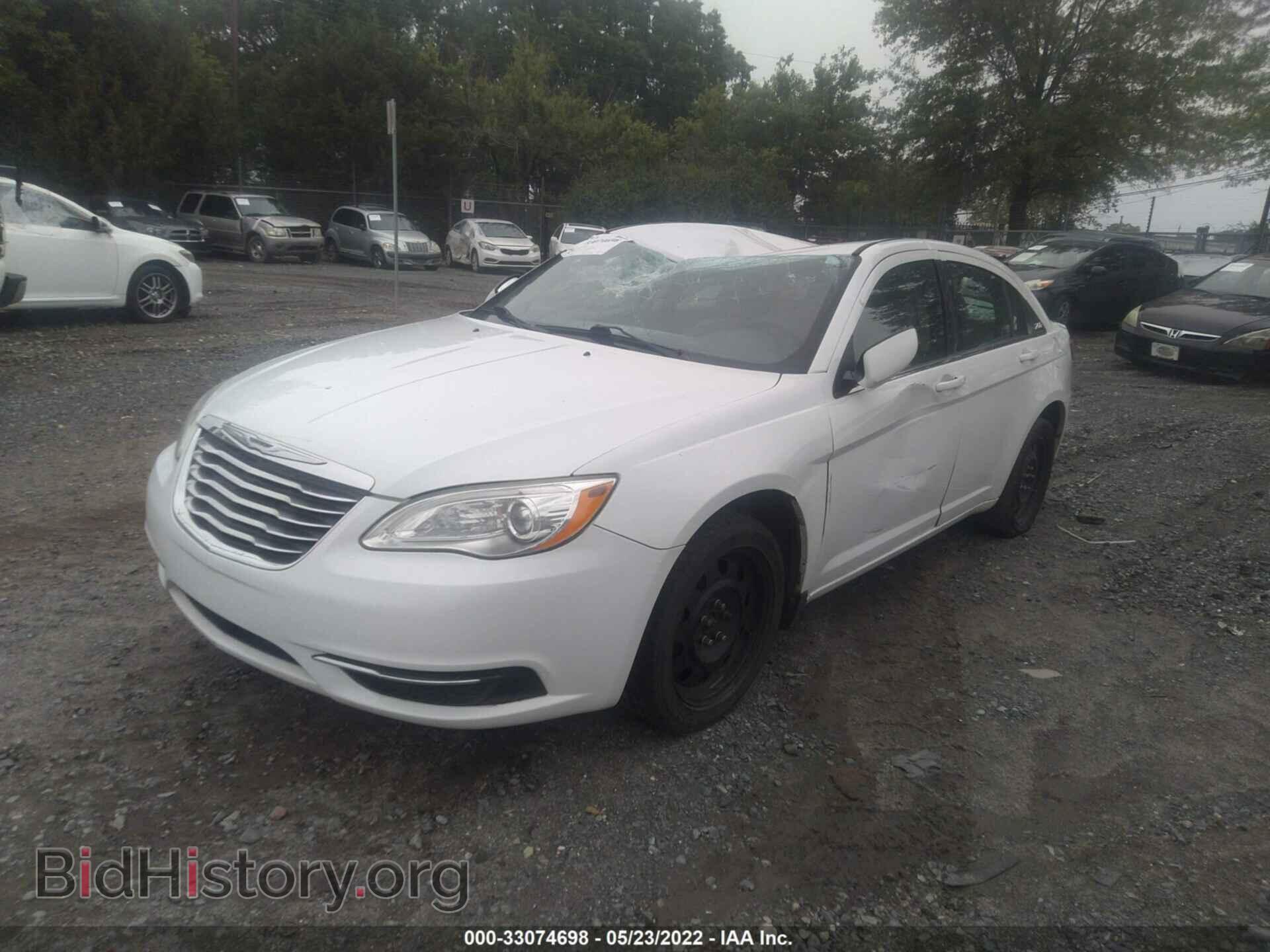 2012 CHRYSLER 200 - VIN: 1C3CCBAB0CN127407 - Фото 2