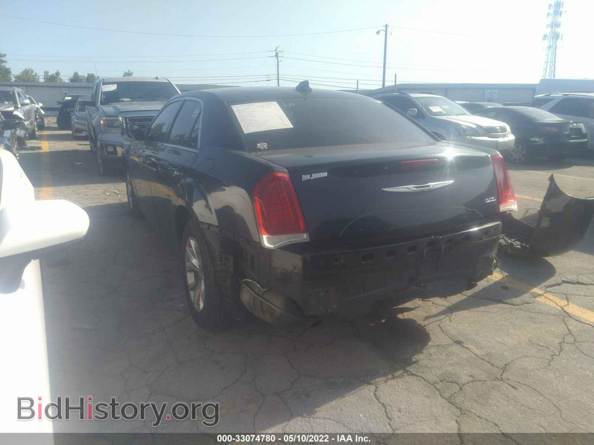 2016 CHRYSLER 300 - VIN: 2C3CCAAG0GH216463 - Фото 3